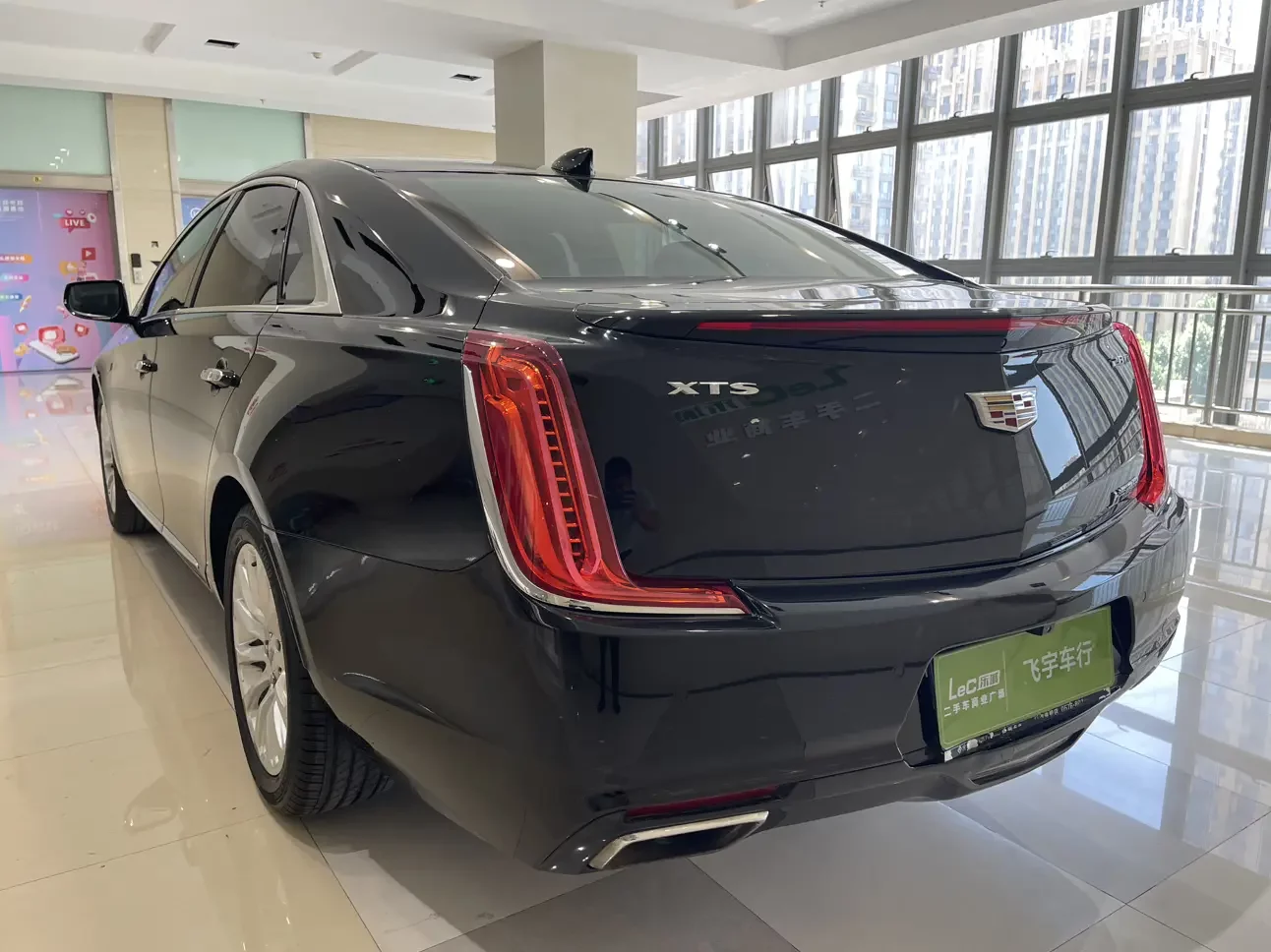 Cadillac XTS