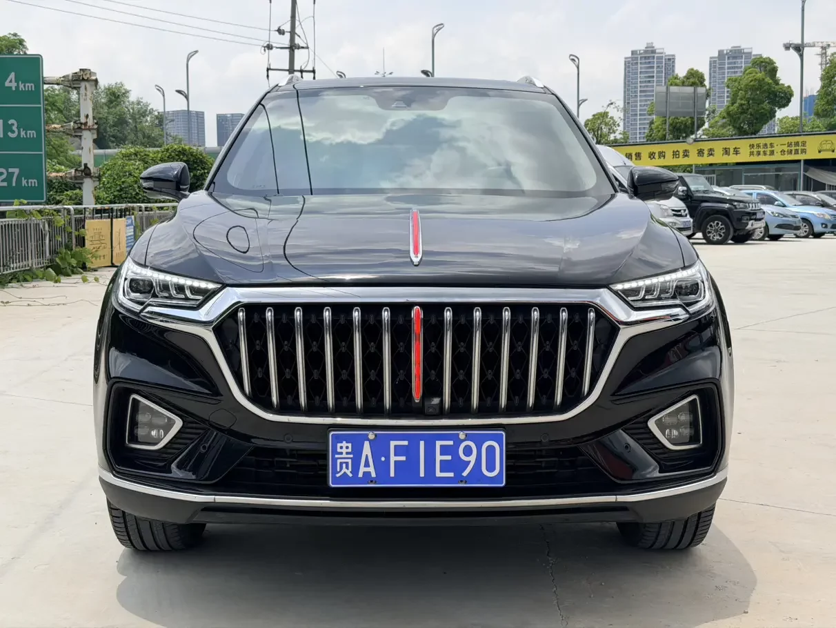 Hongqi HS5