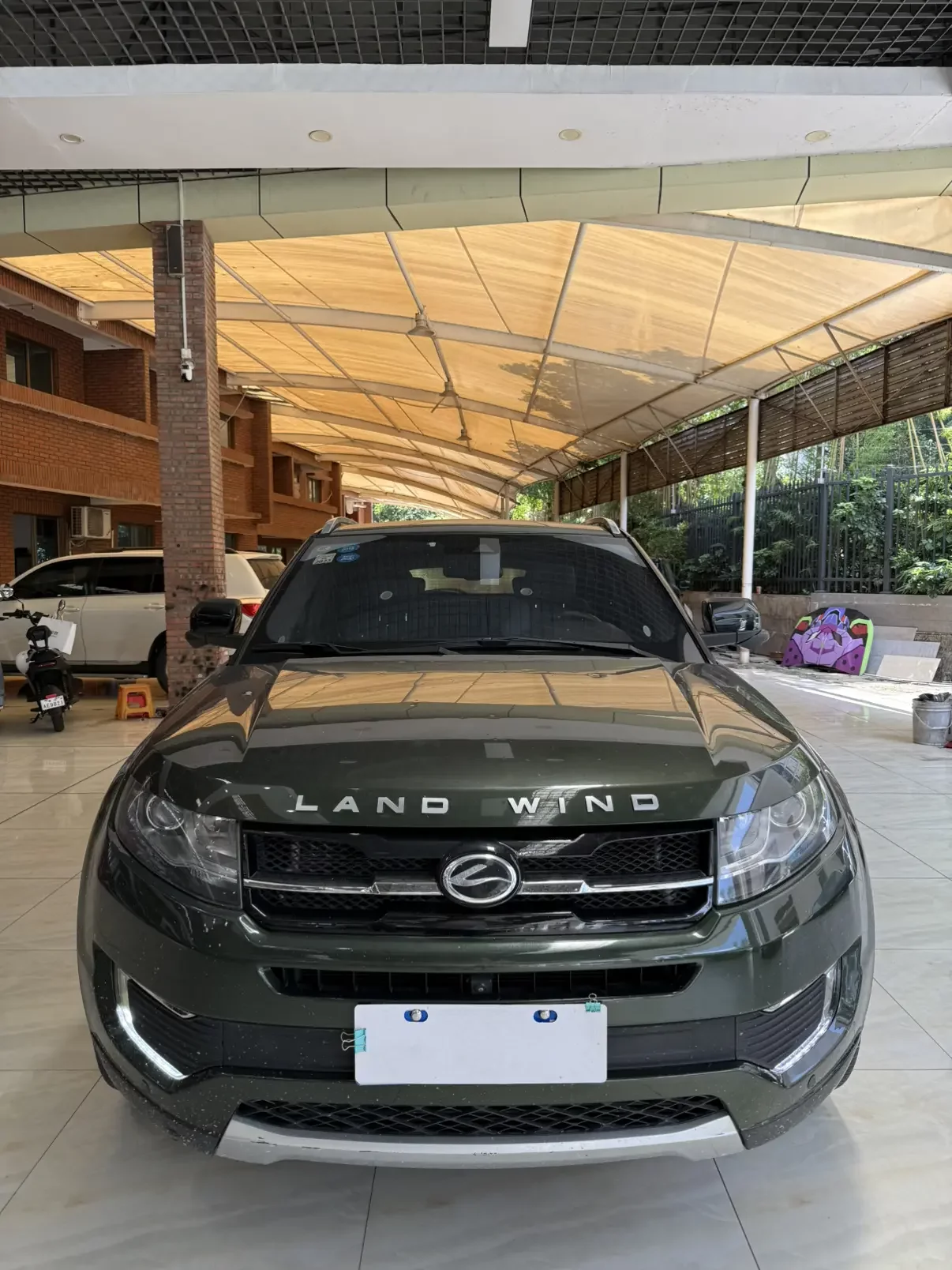 Lu Feng Landwind X7
