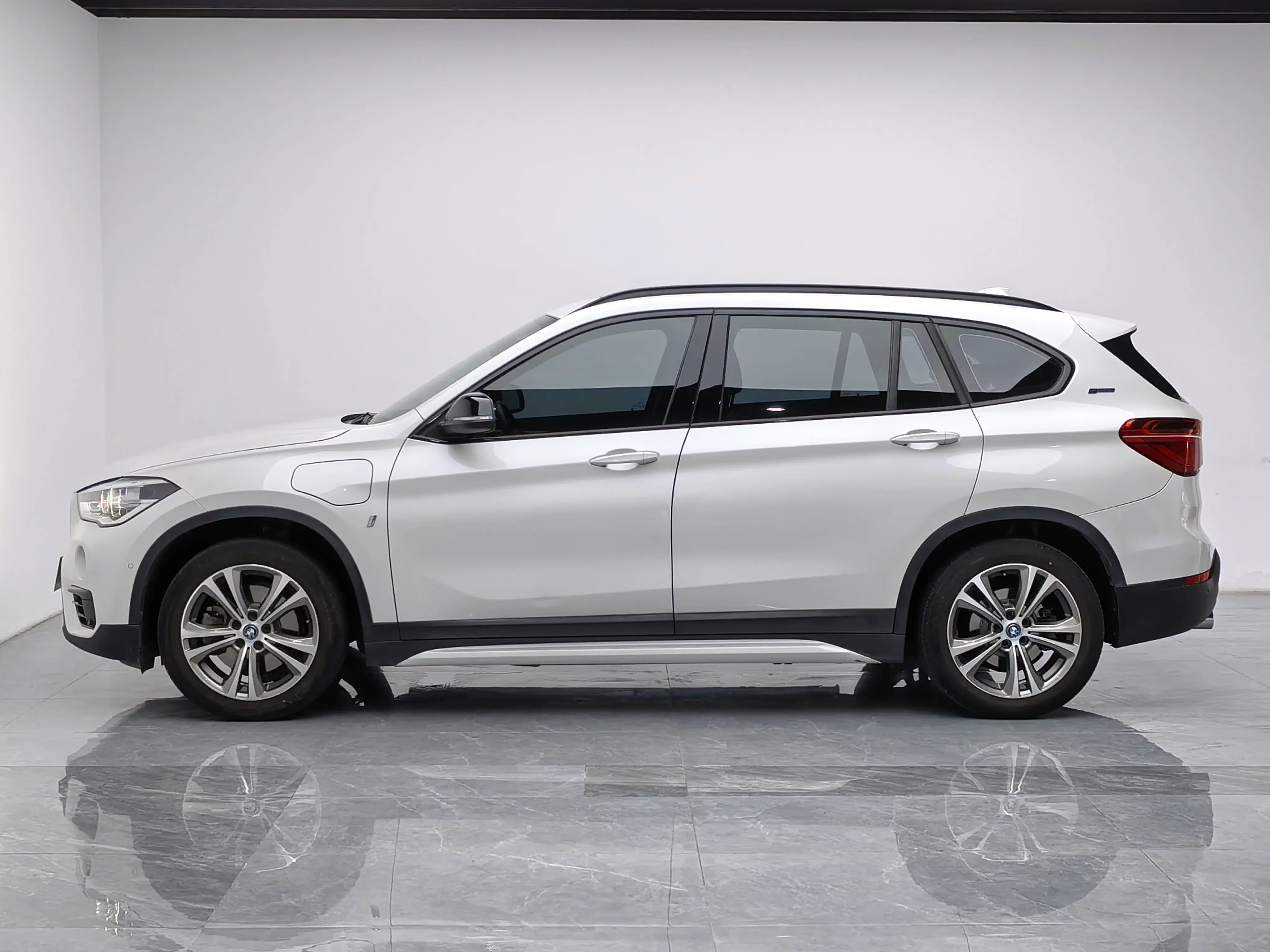 BMW X1 PHEV