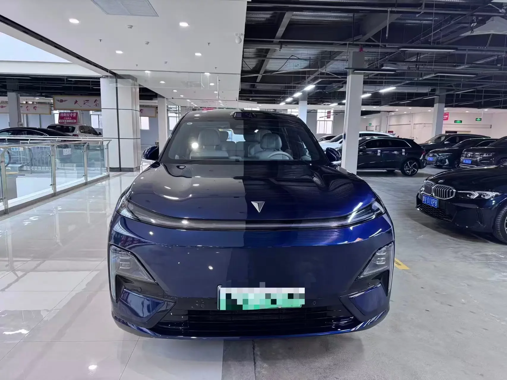 Deepal Dark blue S09
