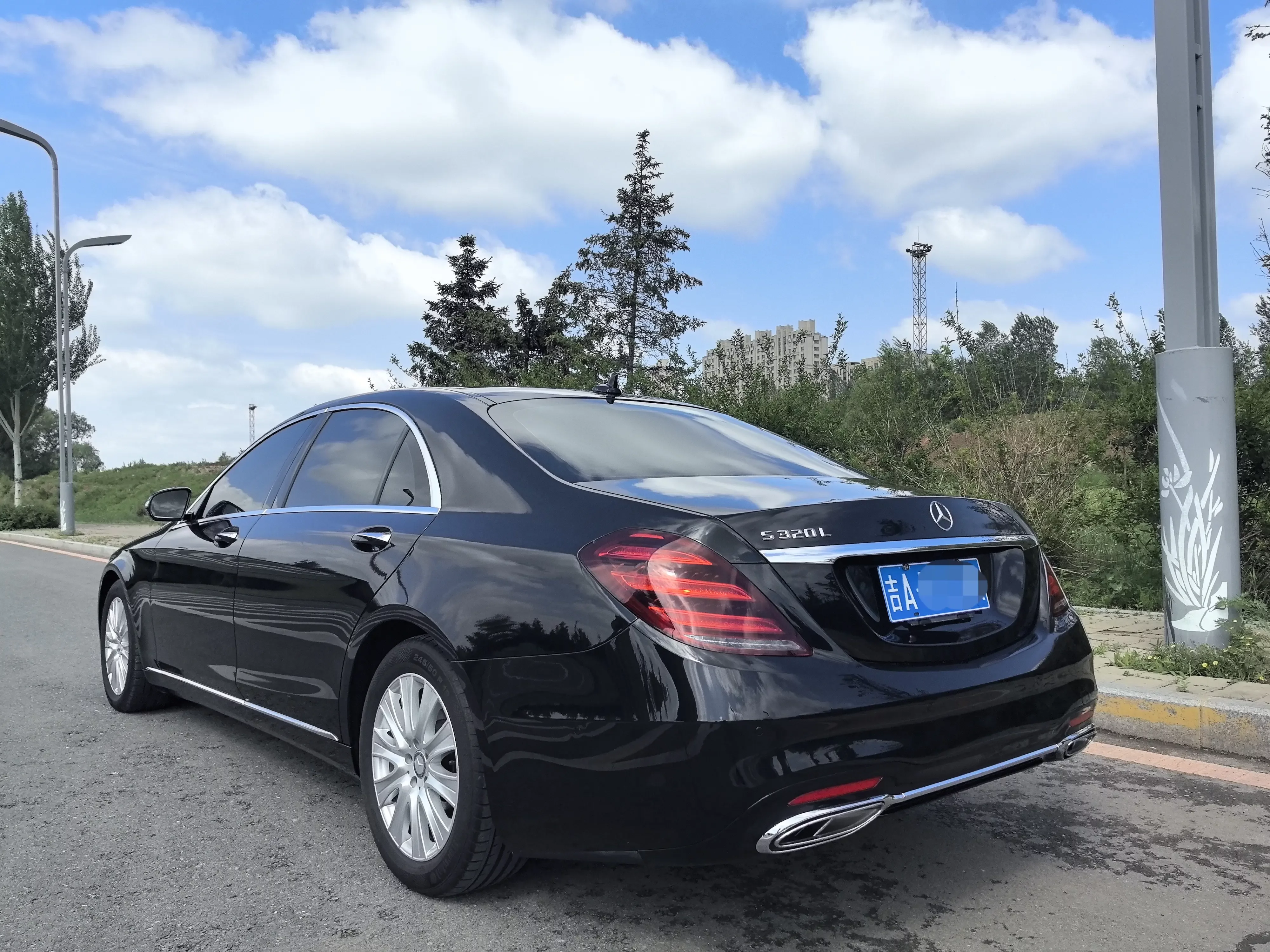 Mercedes-Benz S Class