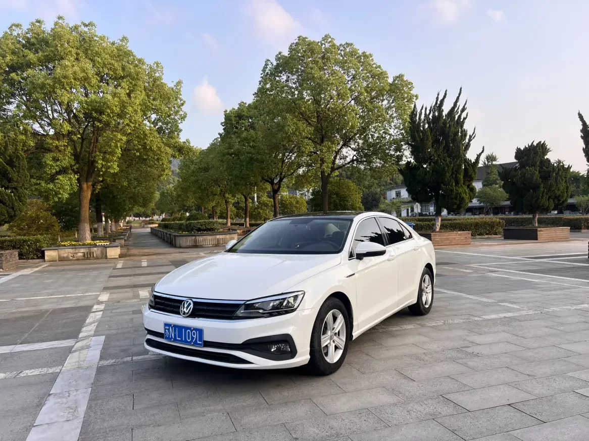 Volkswagen Lamando