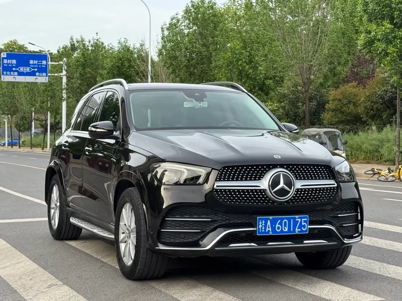 Mercedes-Benz GLE (Imported)