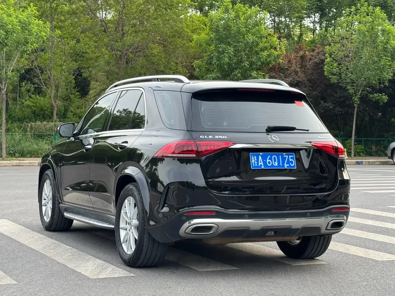 Mercedes-Benz GLE (Imported)