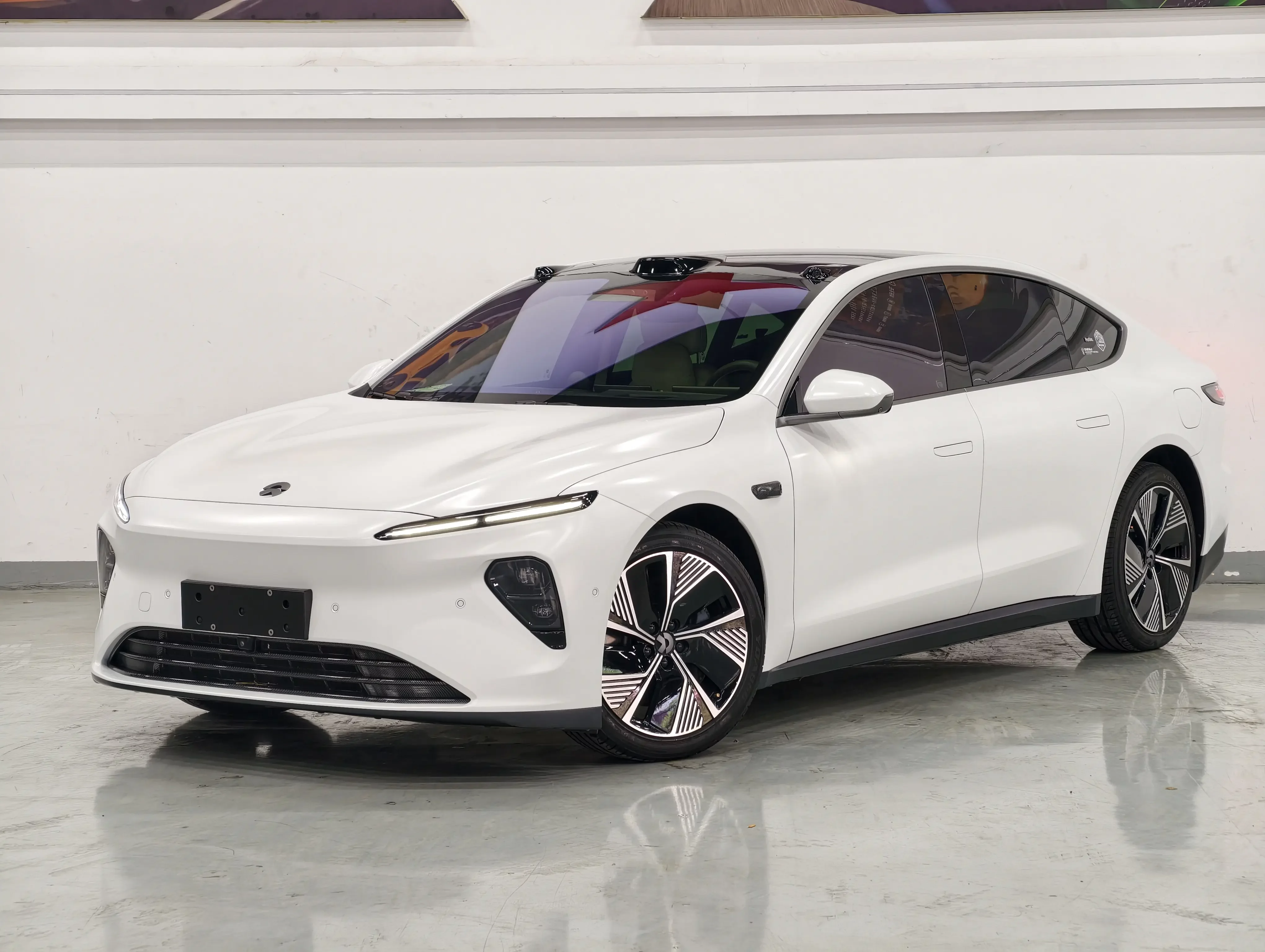 NIO ET7