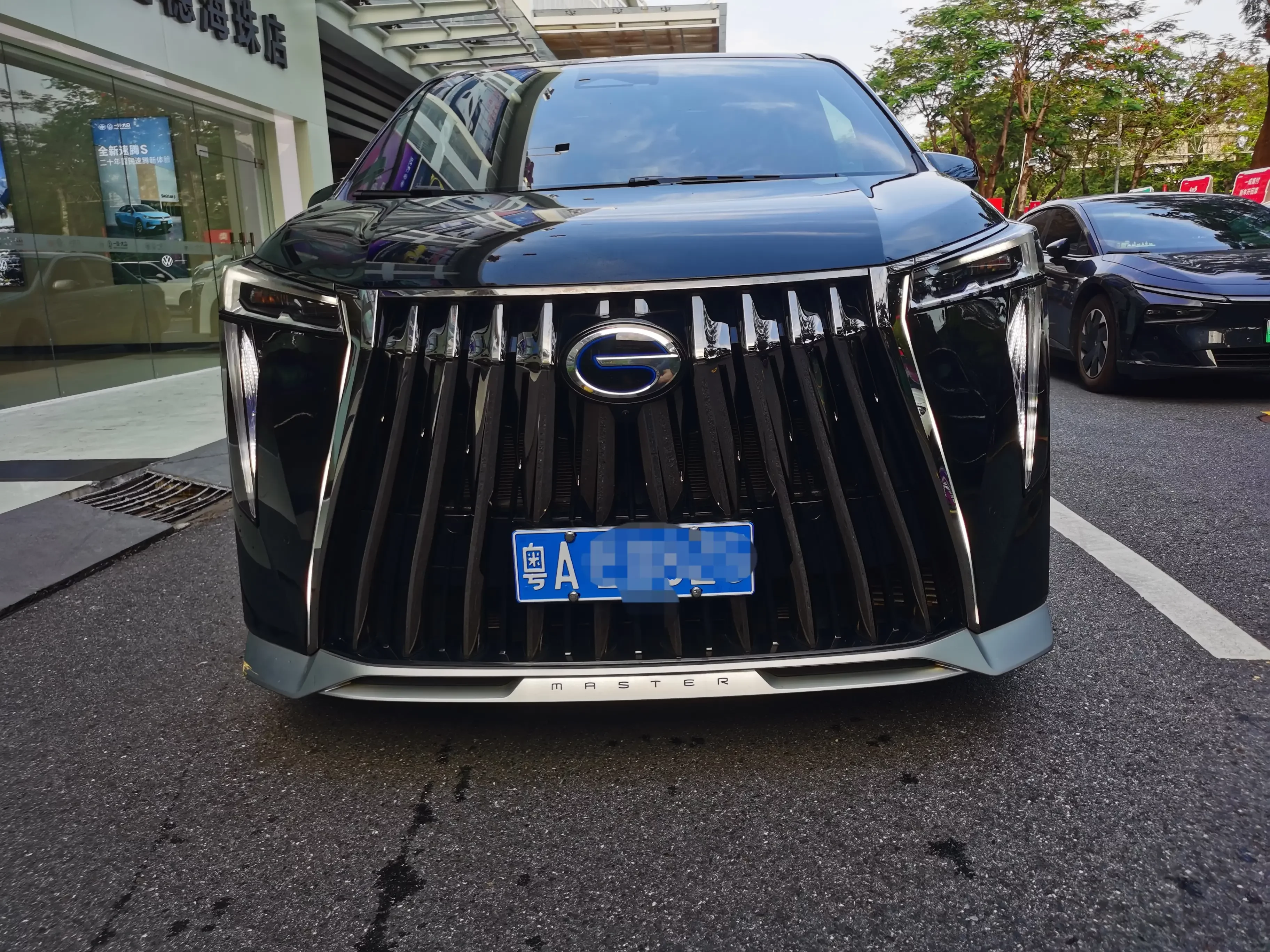 GAC Trumpchi M8