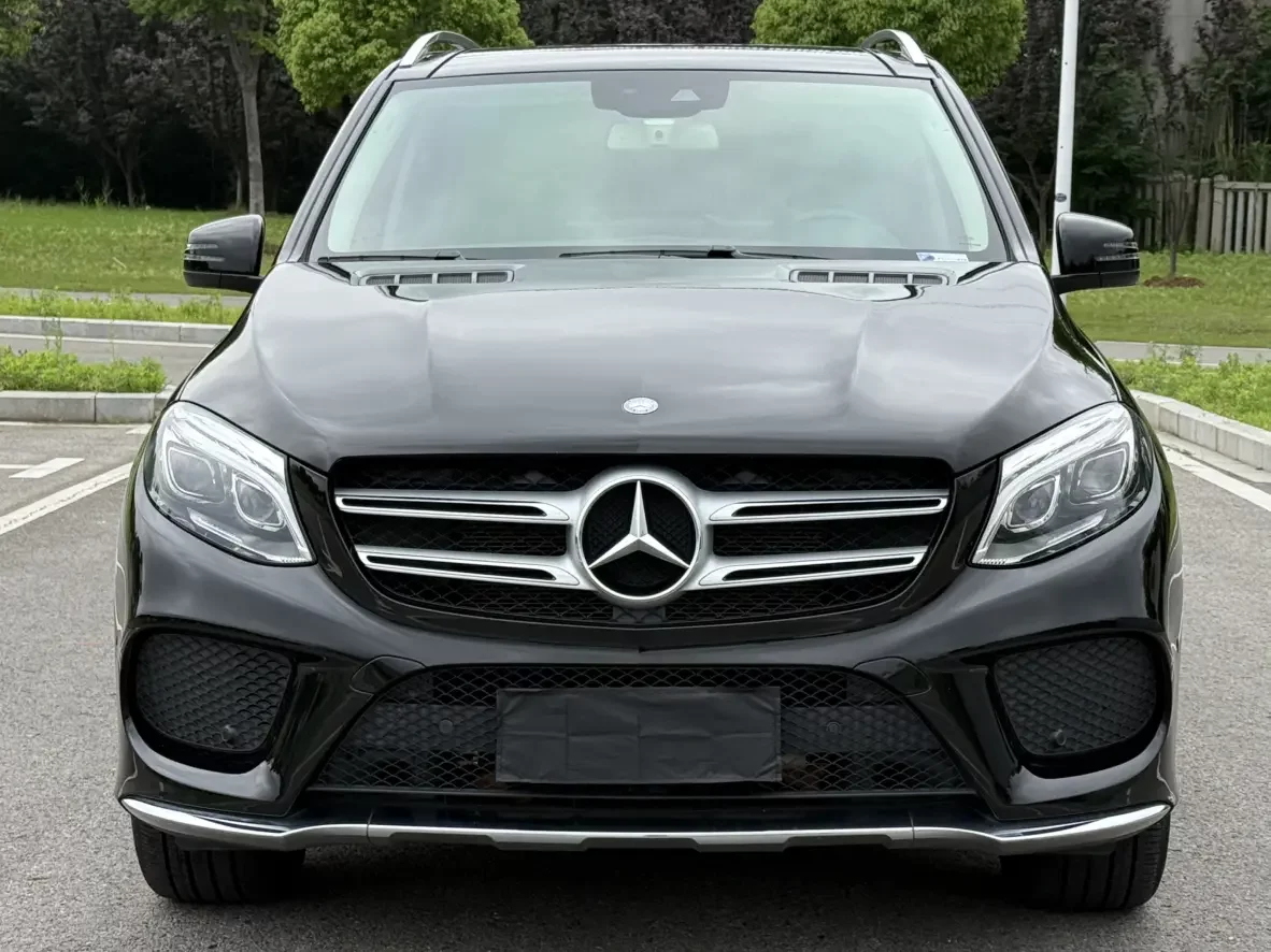 Mercedes-Benz GLE (Imported)