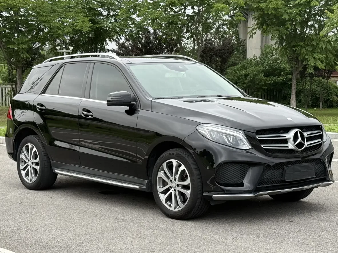 Mercedes-Benz GLE (Imported)