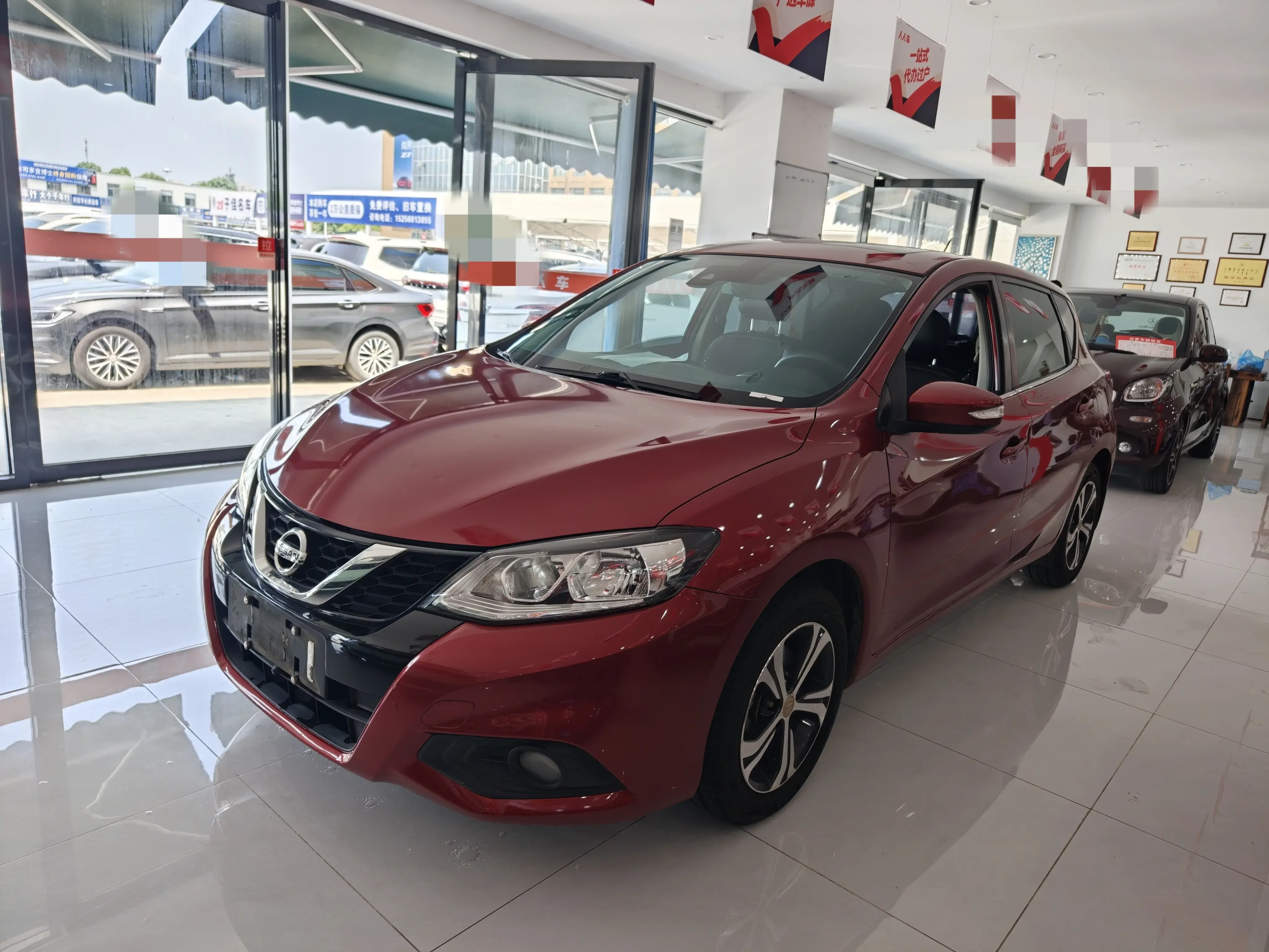Nissan Tiida