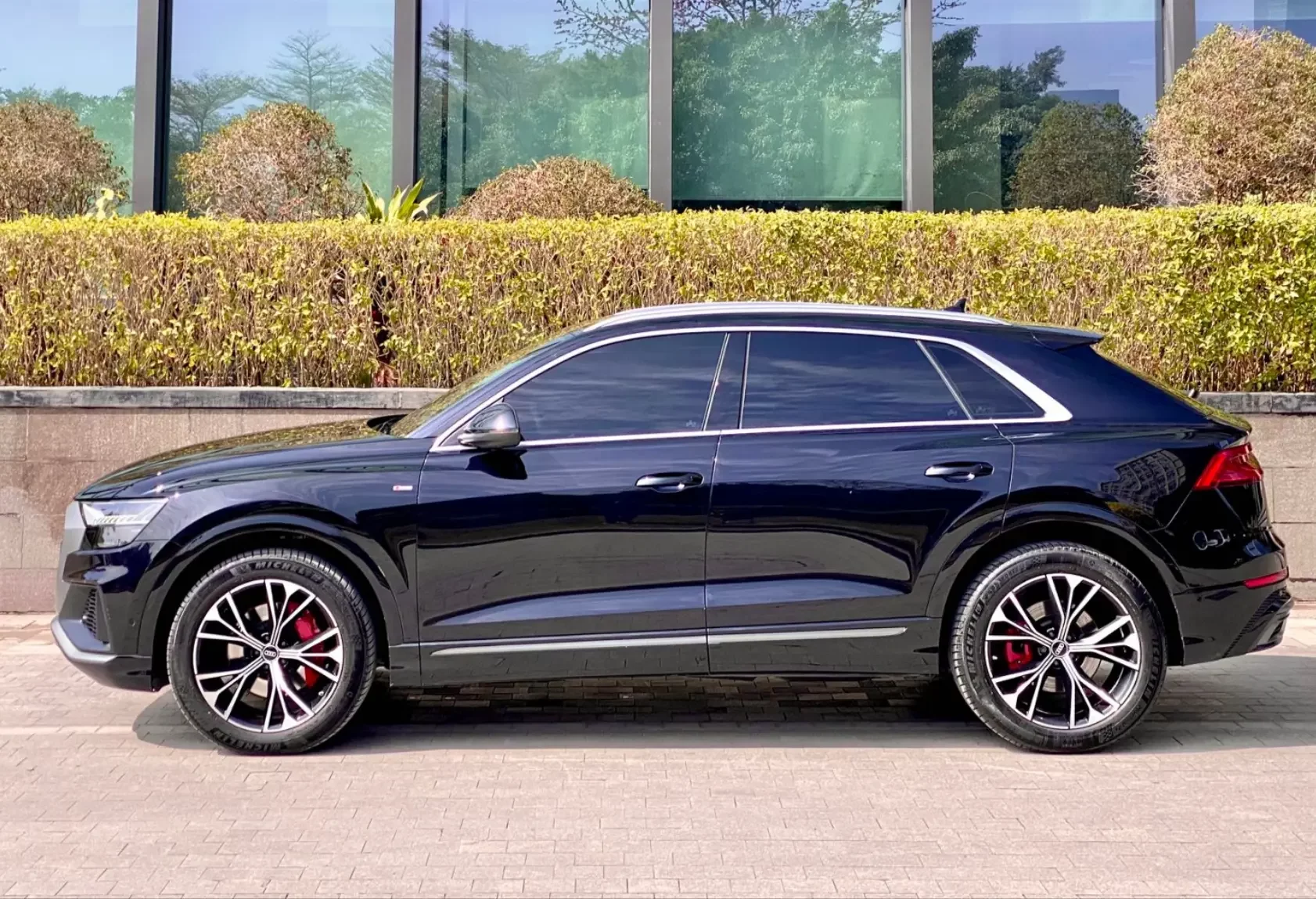 Audi Q8