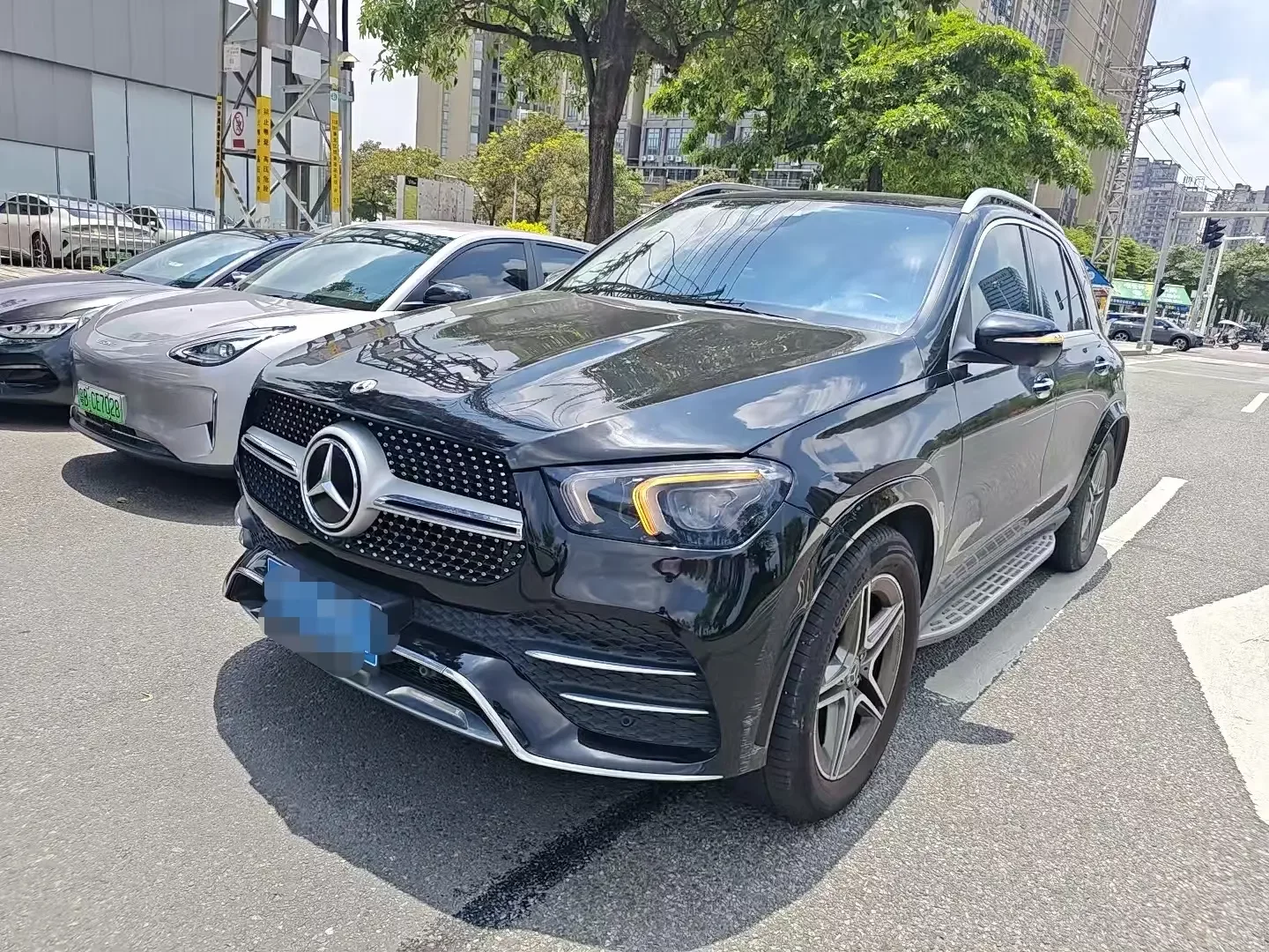 Mercedes-Benz GLE (Imported)