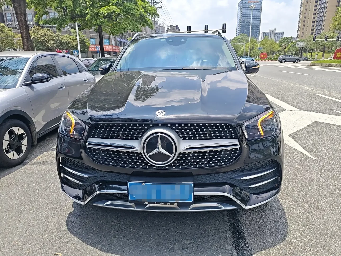 Mercedes-Benz GLE (Imported)