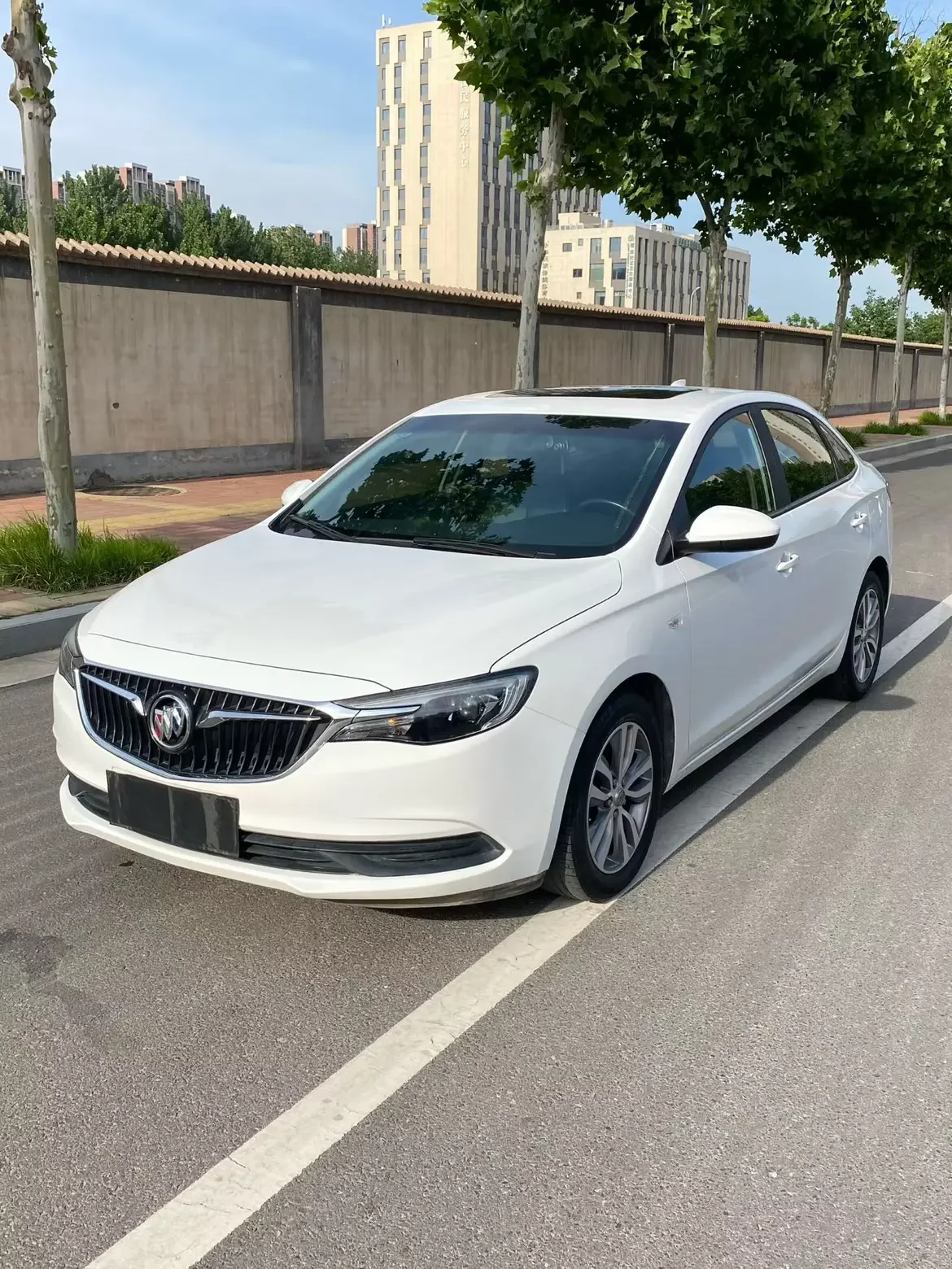 Buick Yinglang