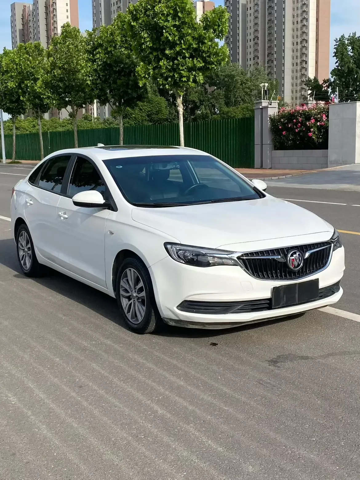 Buick Yinglang