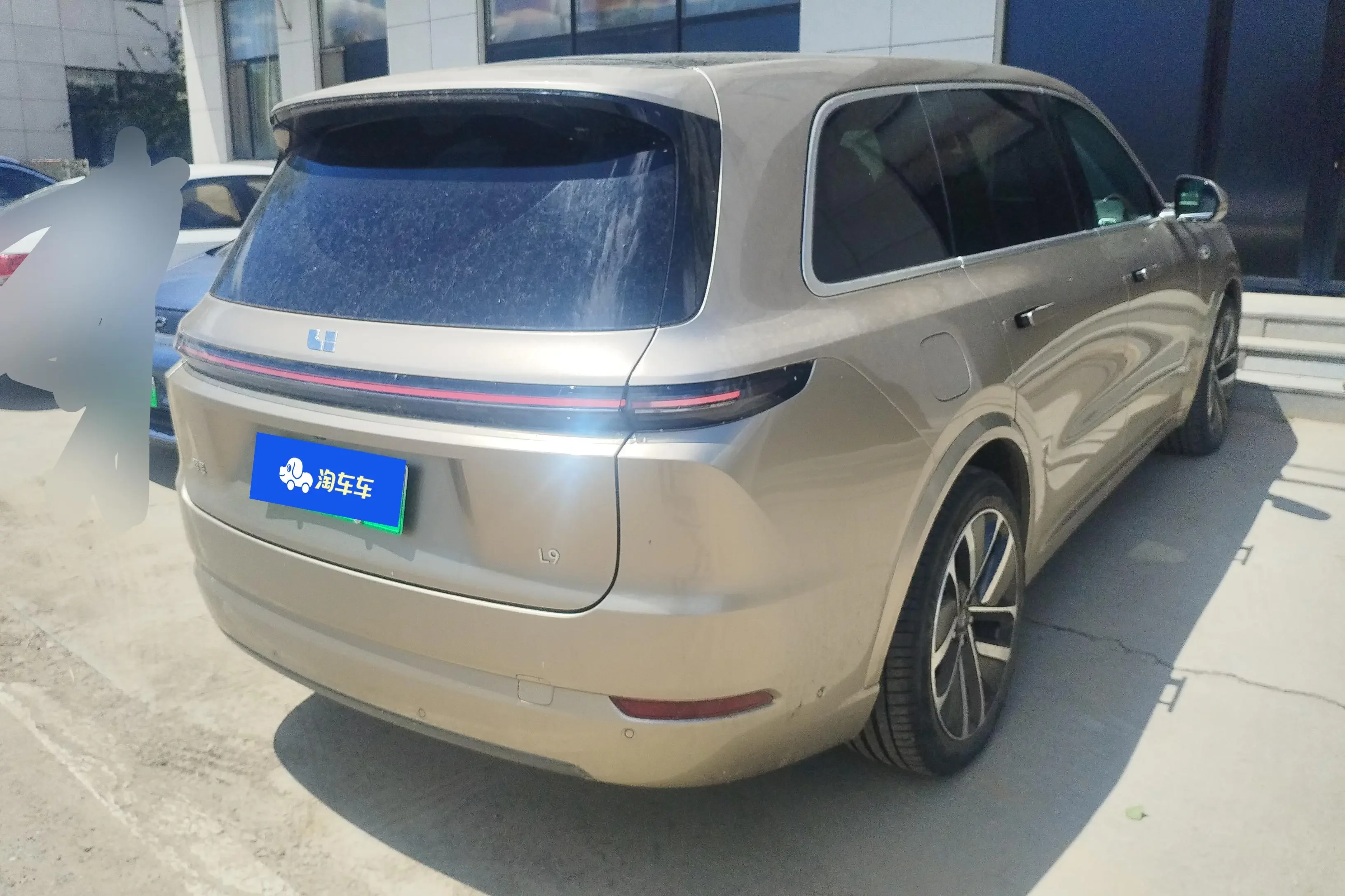 Lixiang L9