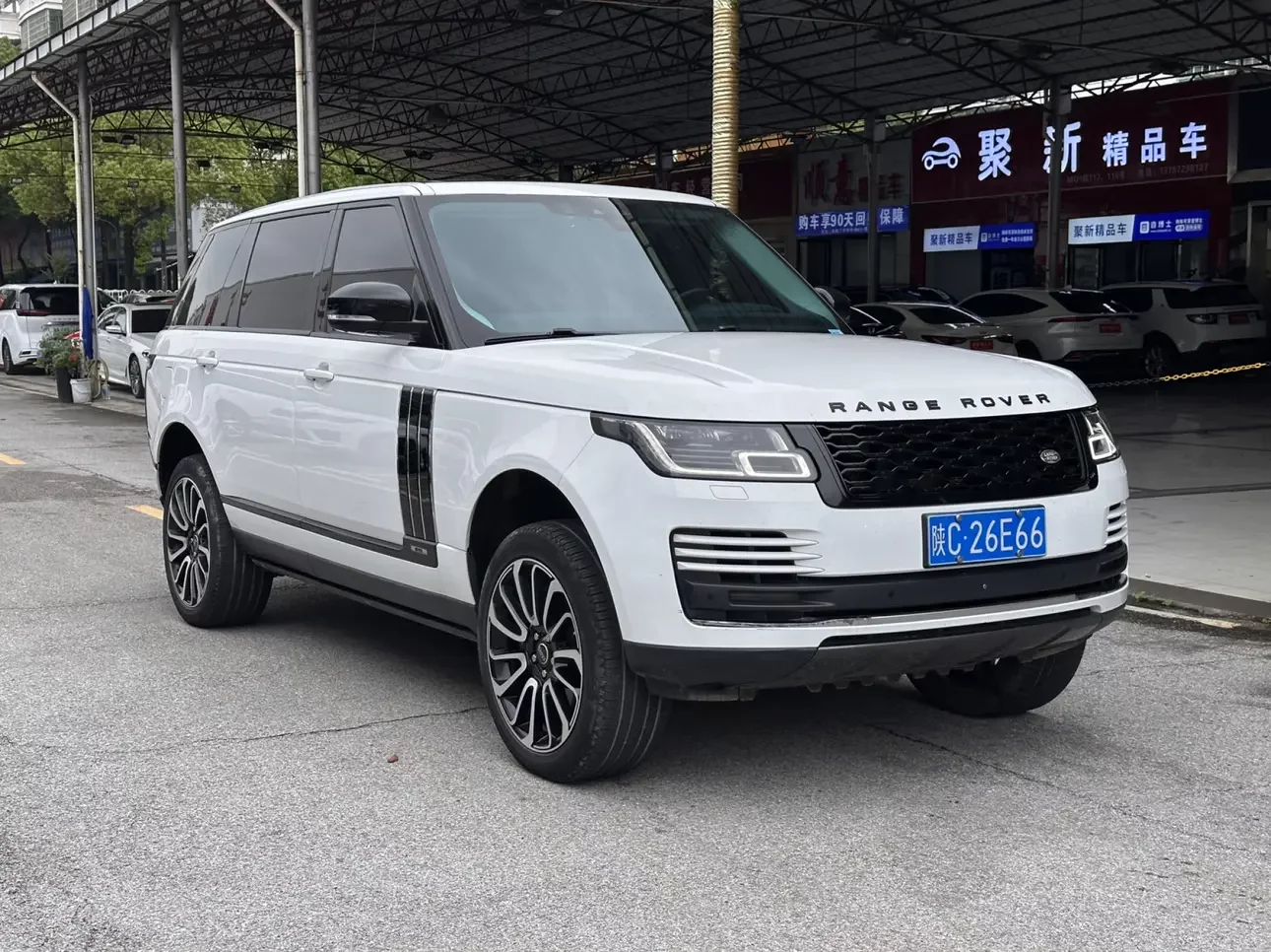 Land Rover range rover