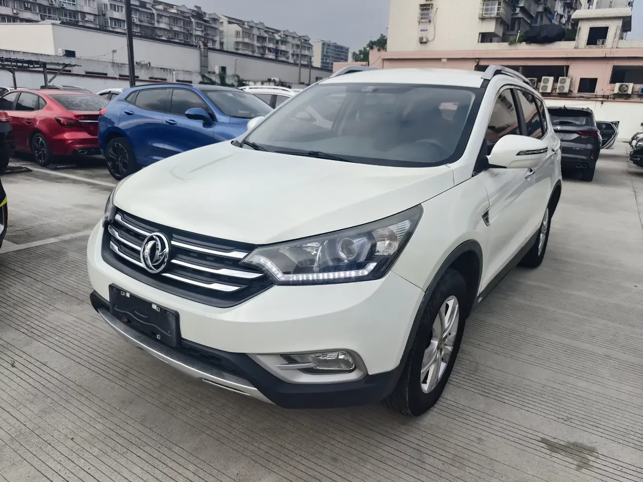 Dongfeng Fengshen AX7