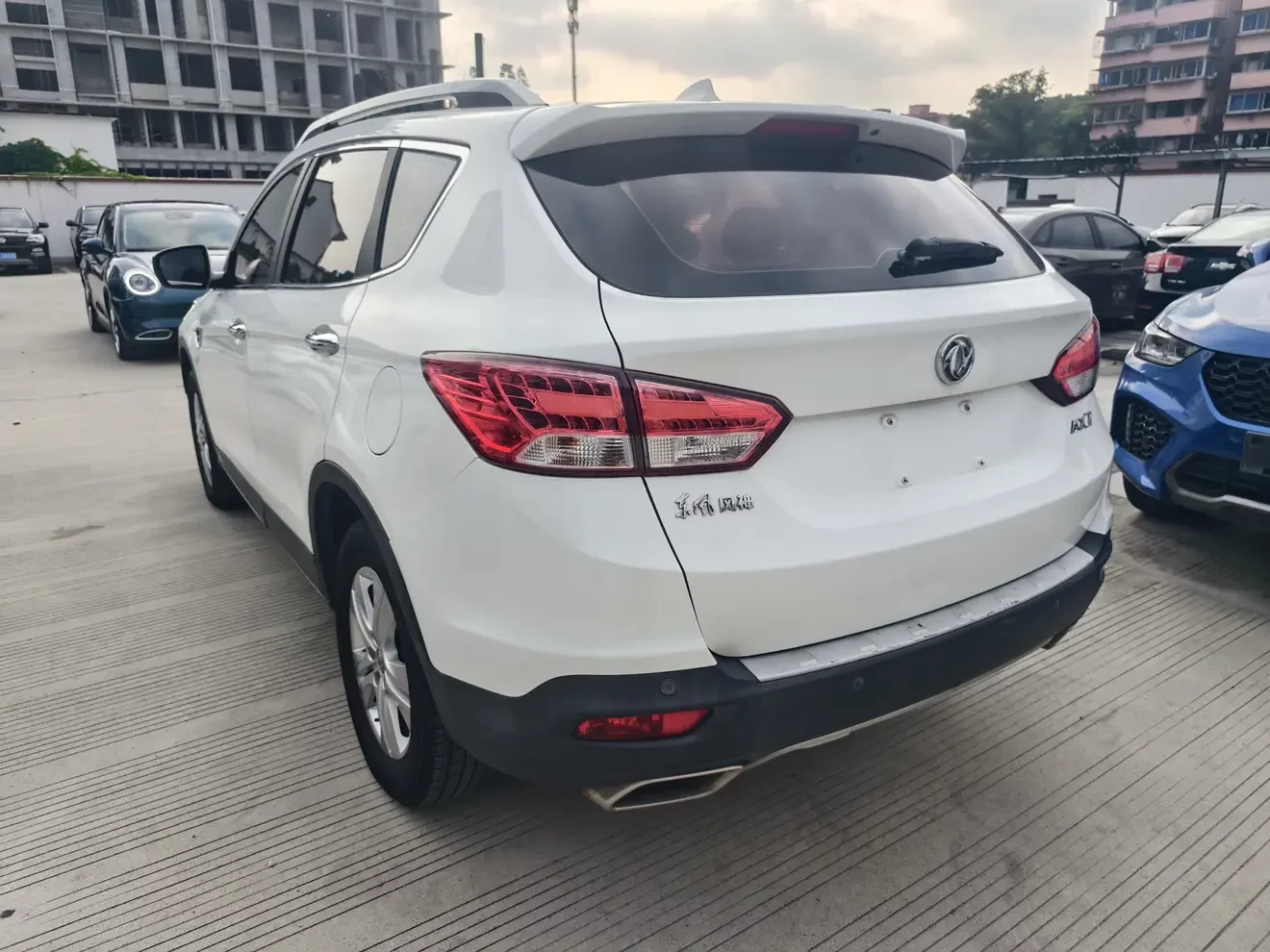 Dongfeng Fengshen AX7
