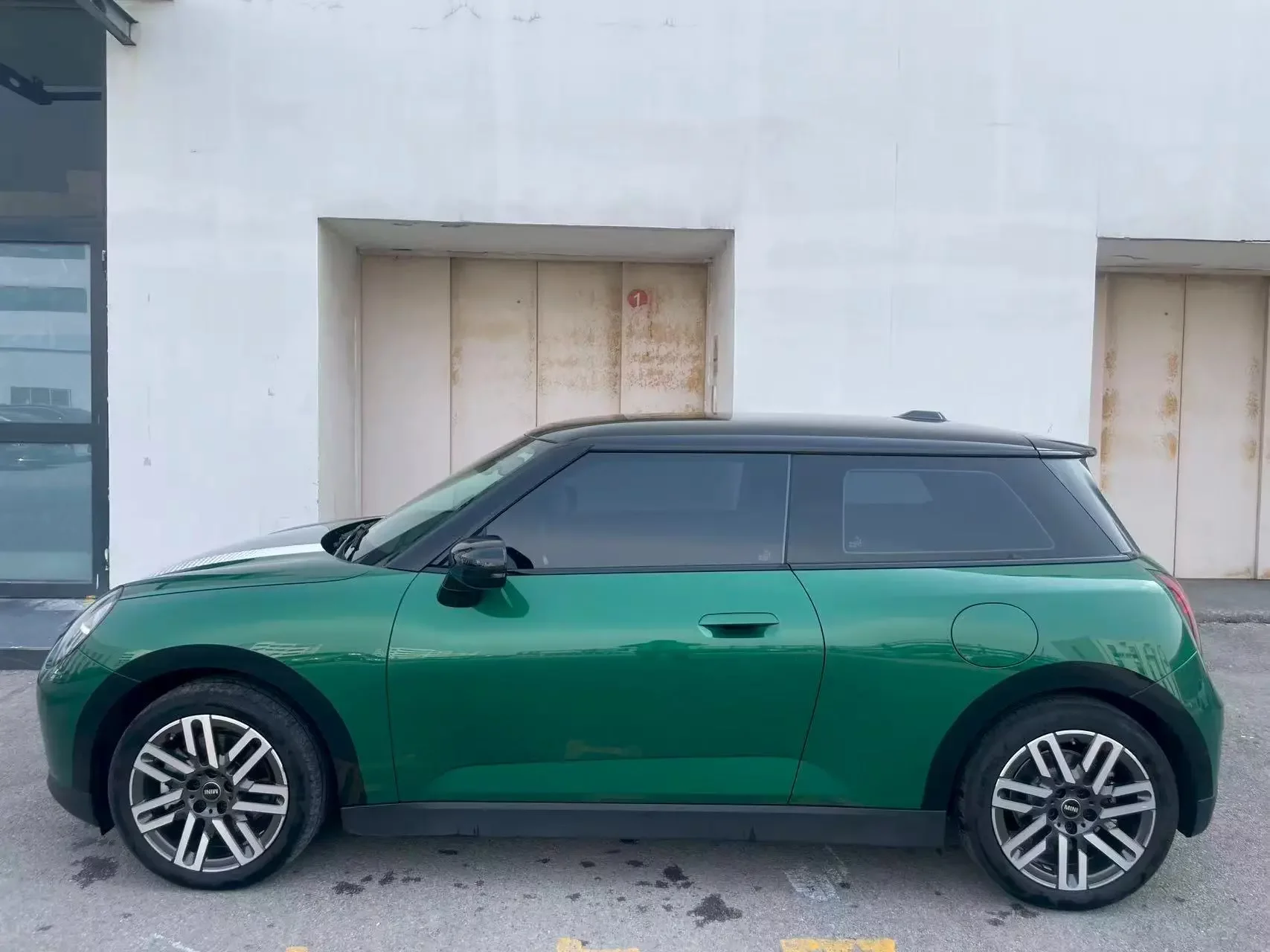 MINI ELECTRIC  COOPER