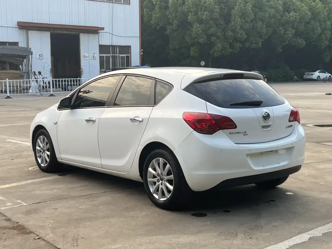 Buick Yinglang