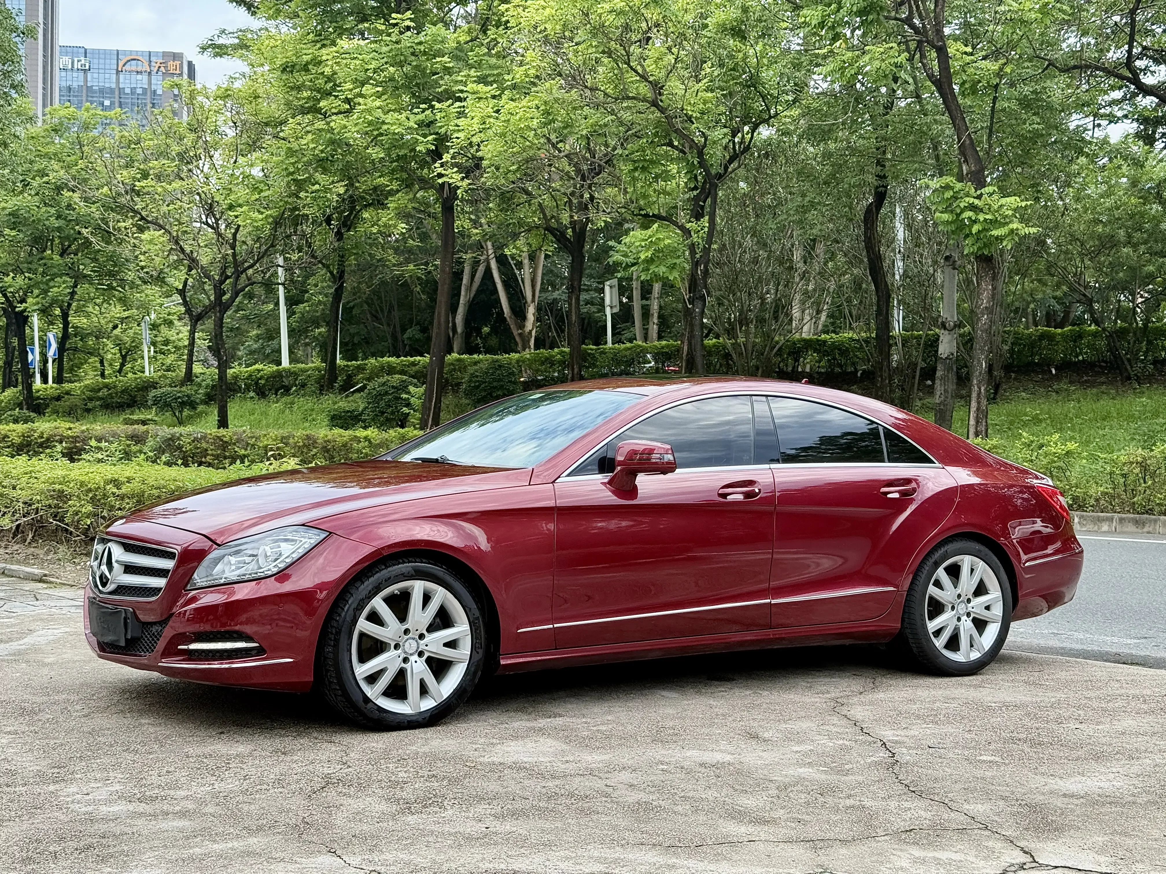 Mercedes-Benz CLS