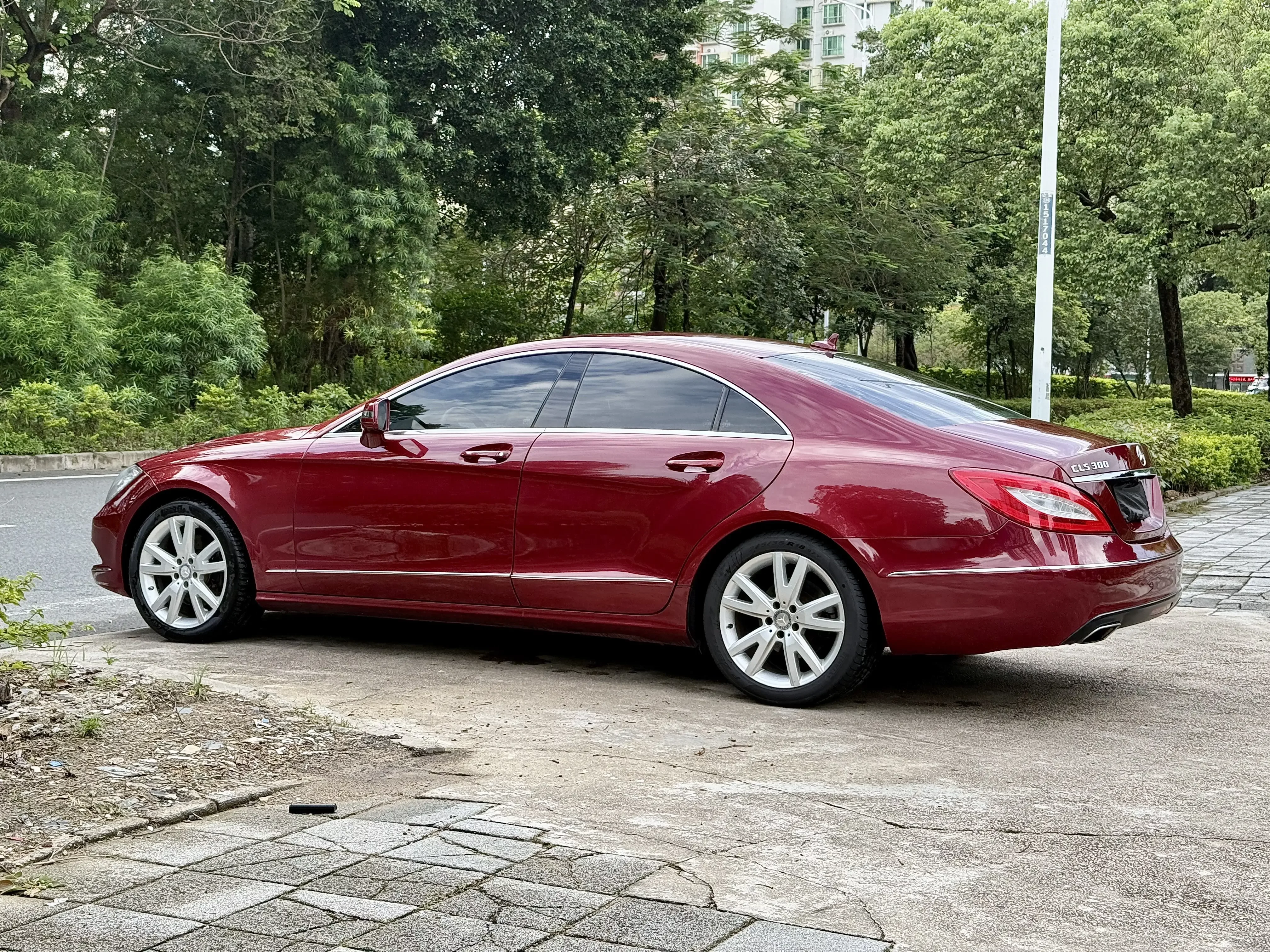 Mercedes-Benz CLS