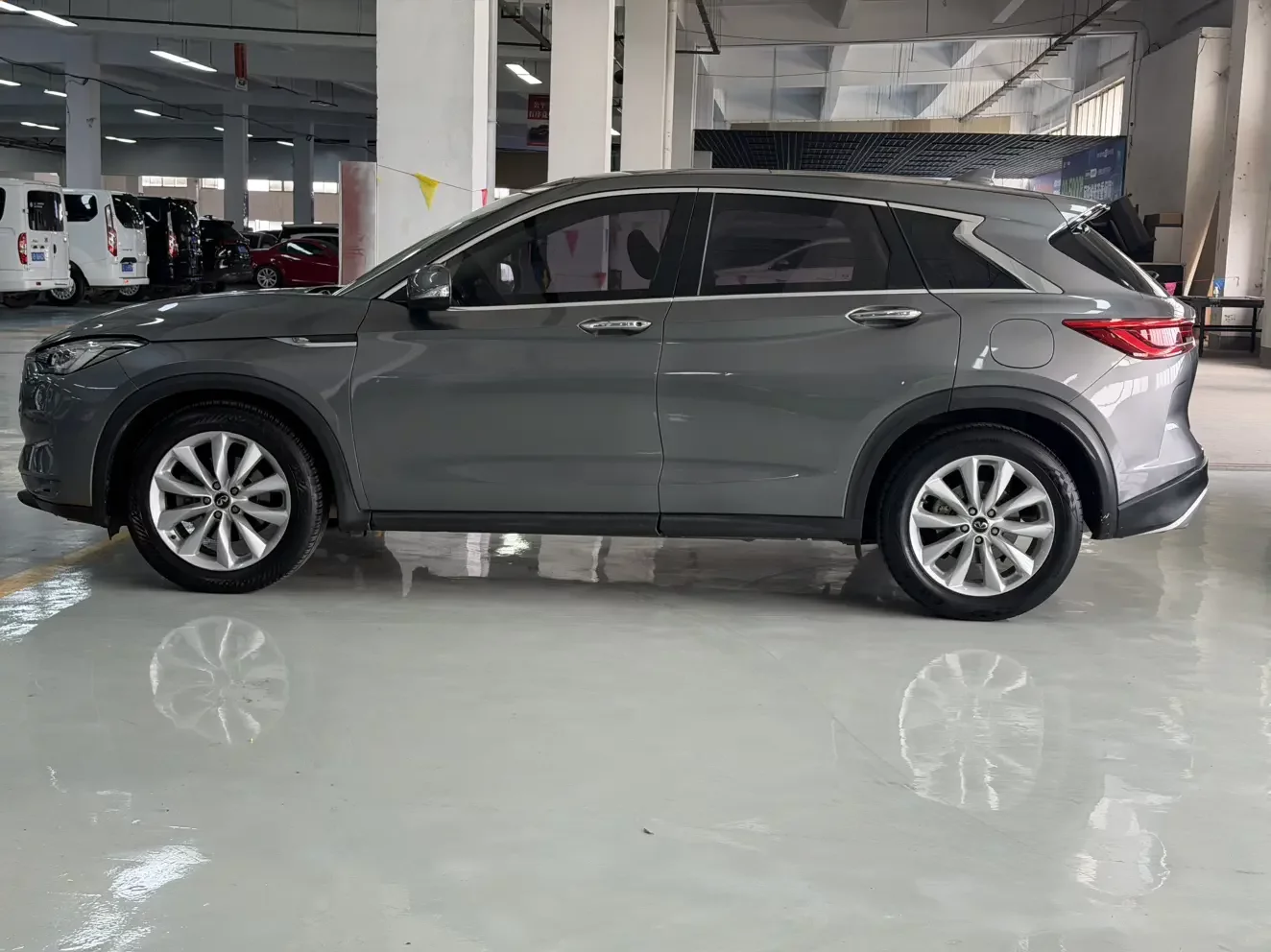 Infiniti QX50