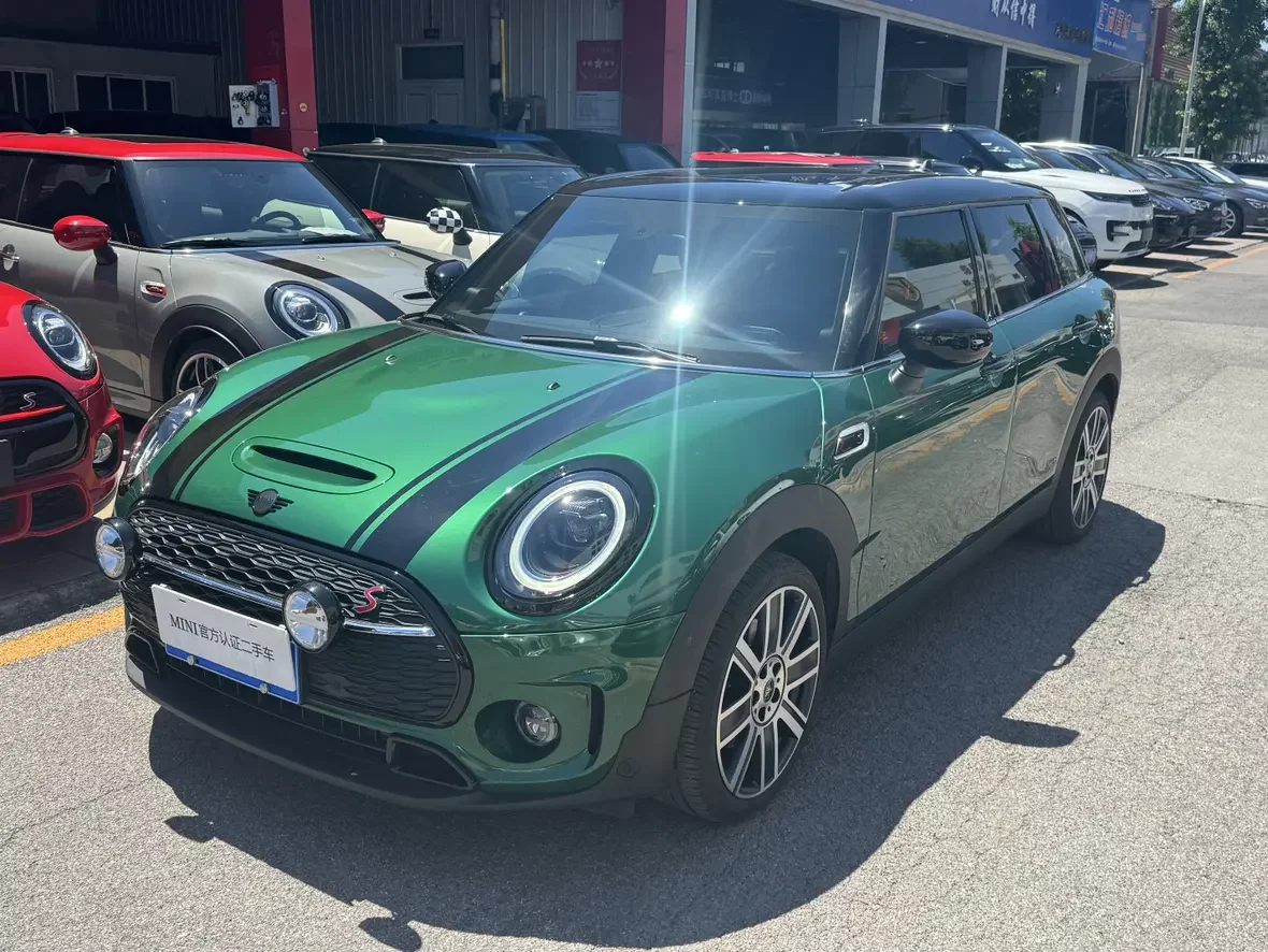 MINI CLUBMAN