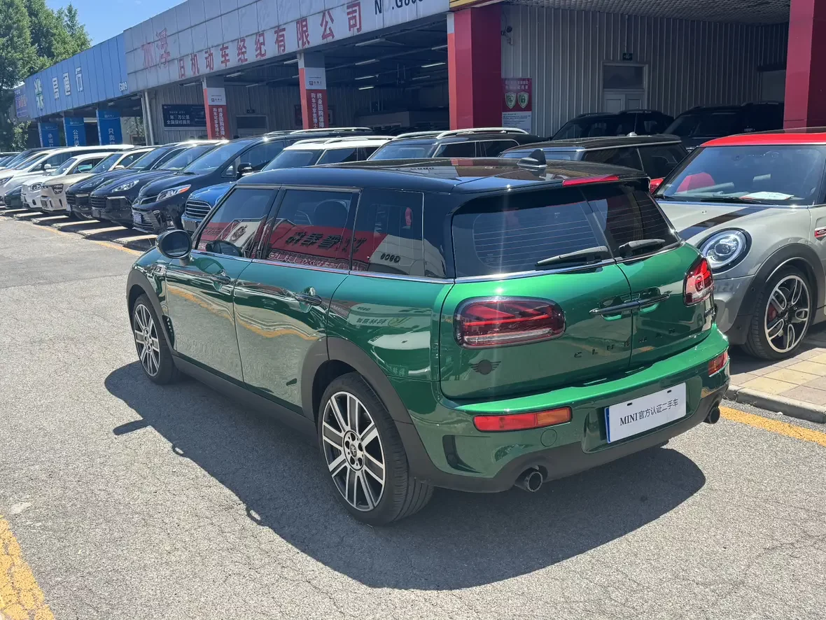 MINI CLUBMAN