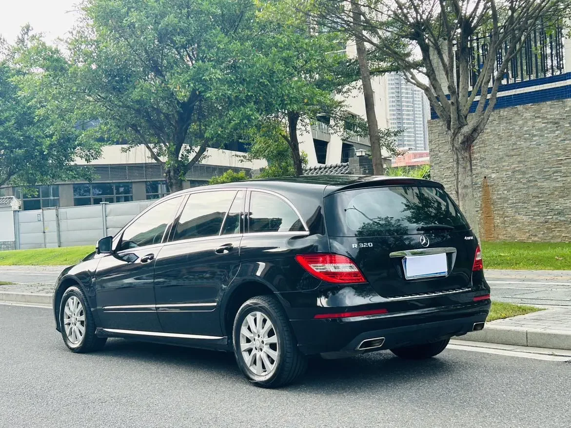 Mercedes-Benz R-Class
