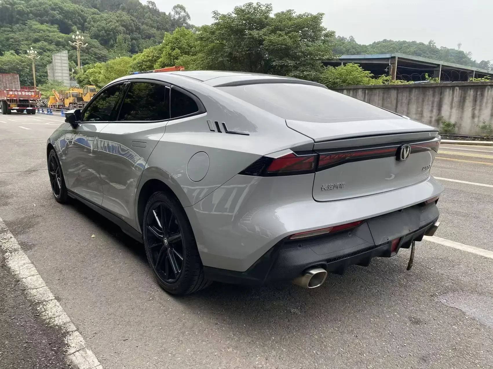 Changan UNI-V