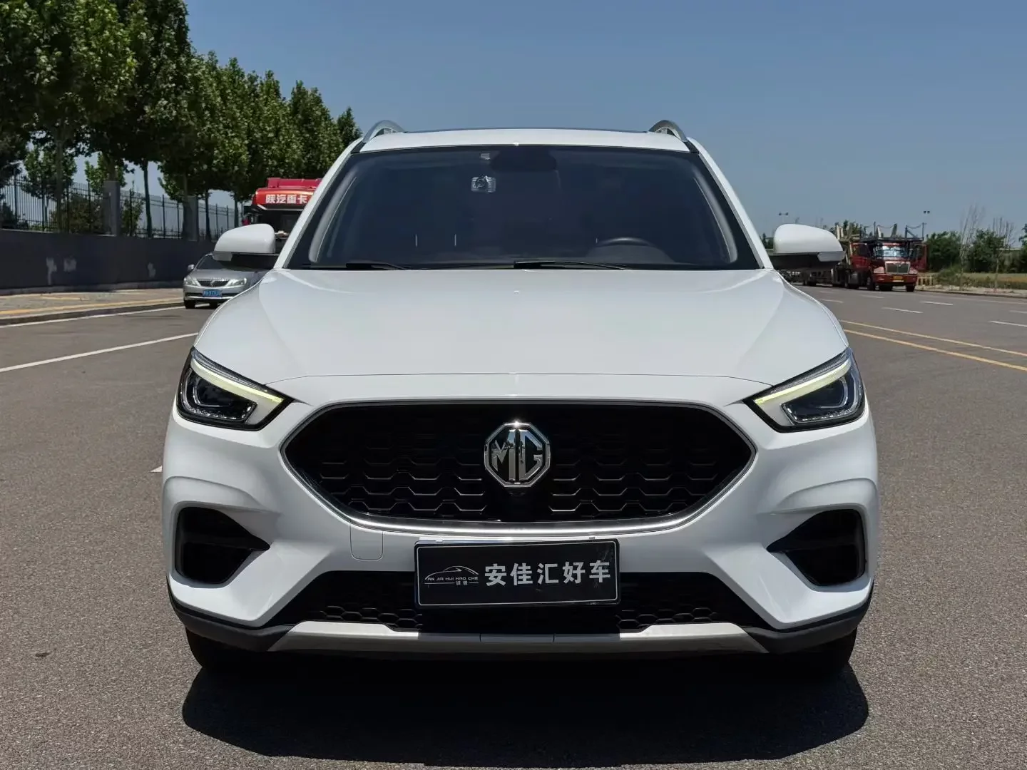 MG ZS
