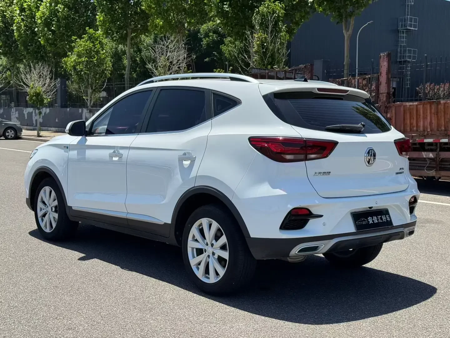 MG ZS