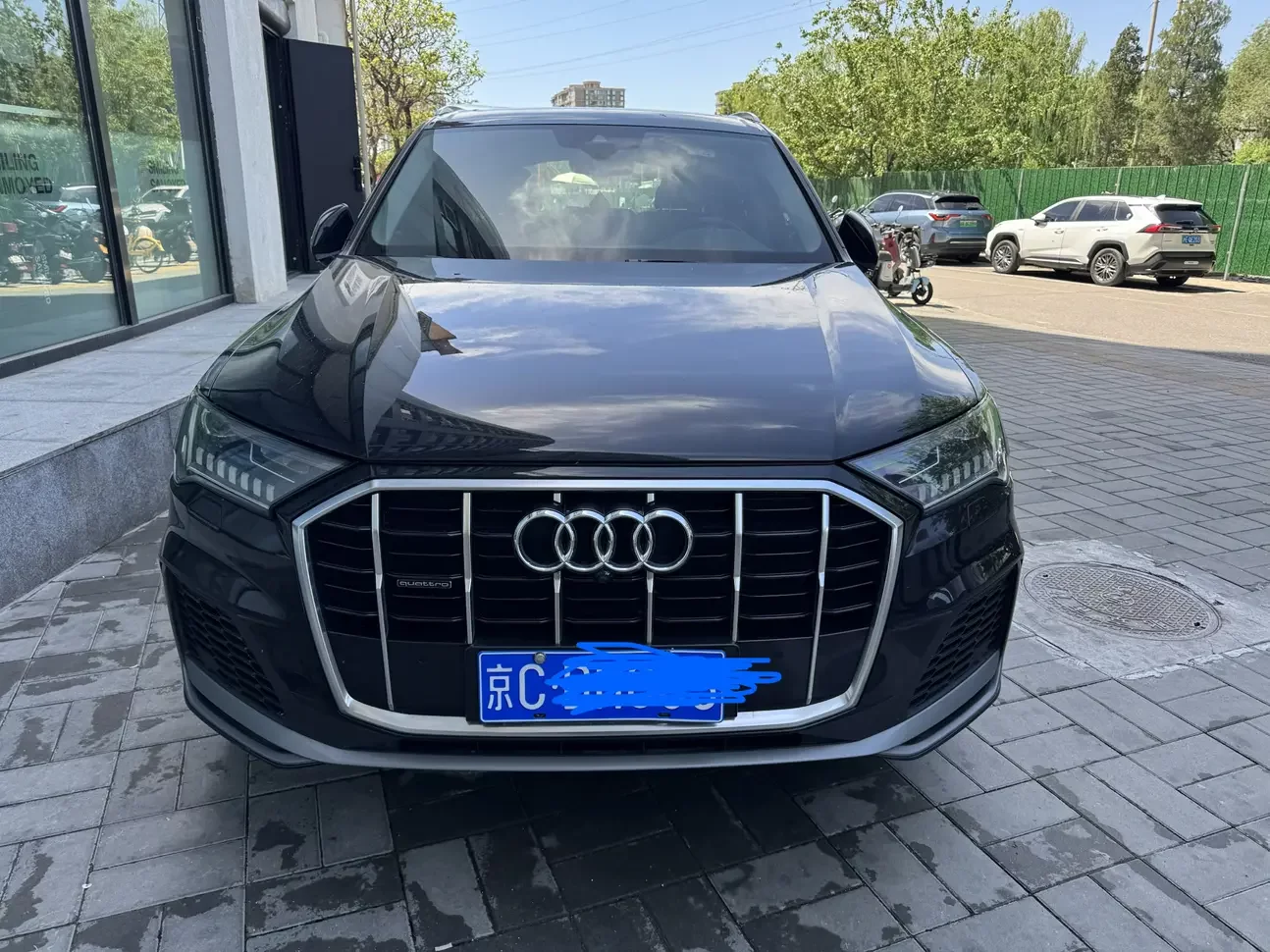 Audi Q7