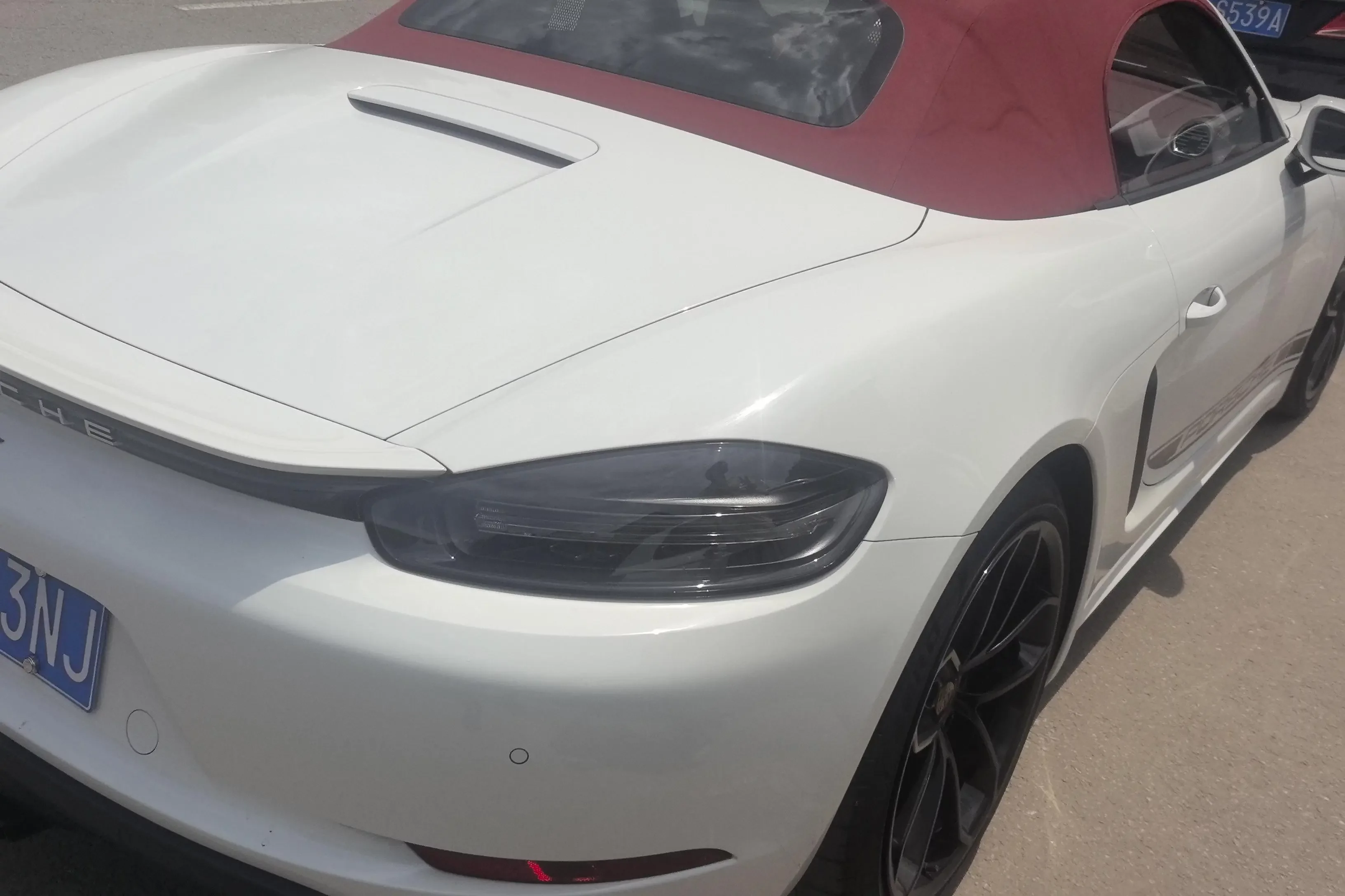 Porsche 718