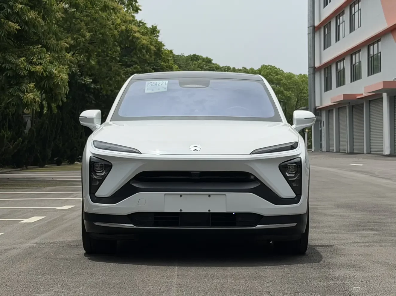NIO EC6