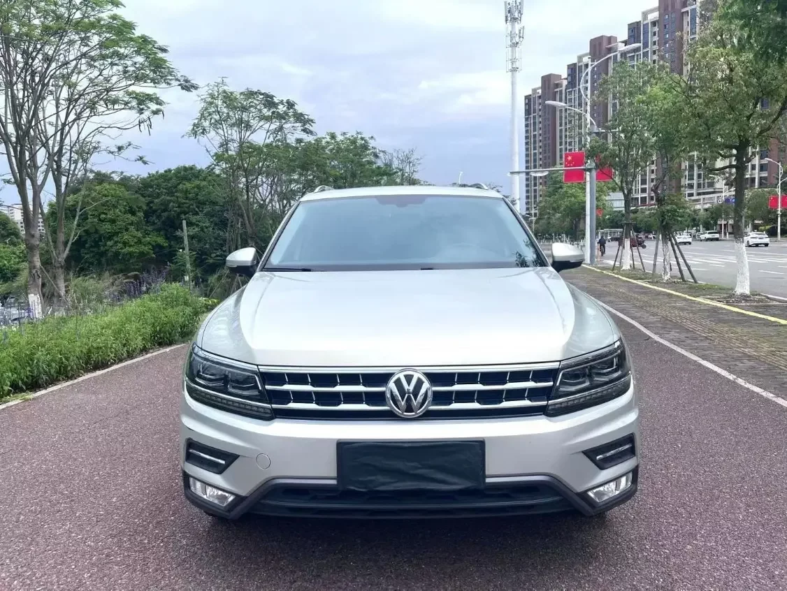 Volkswagen Tiguan L
