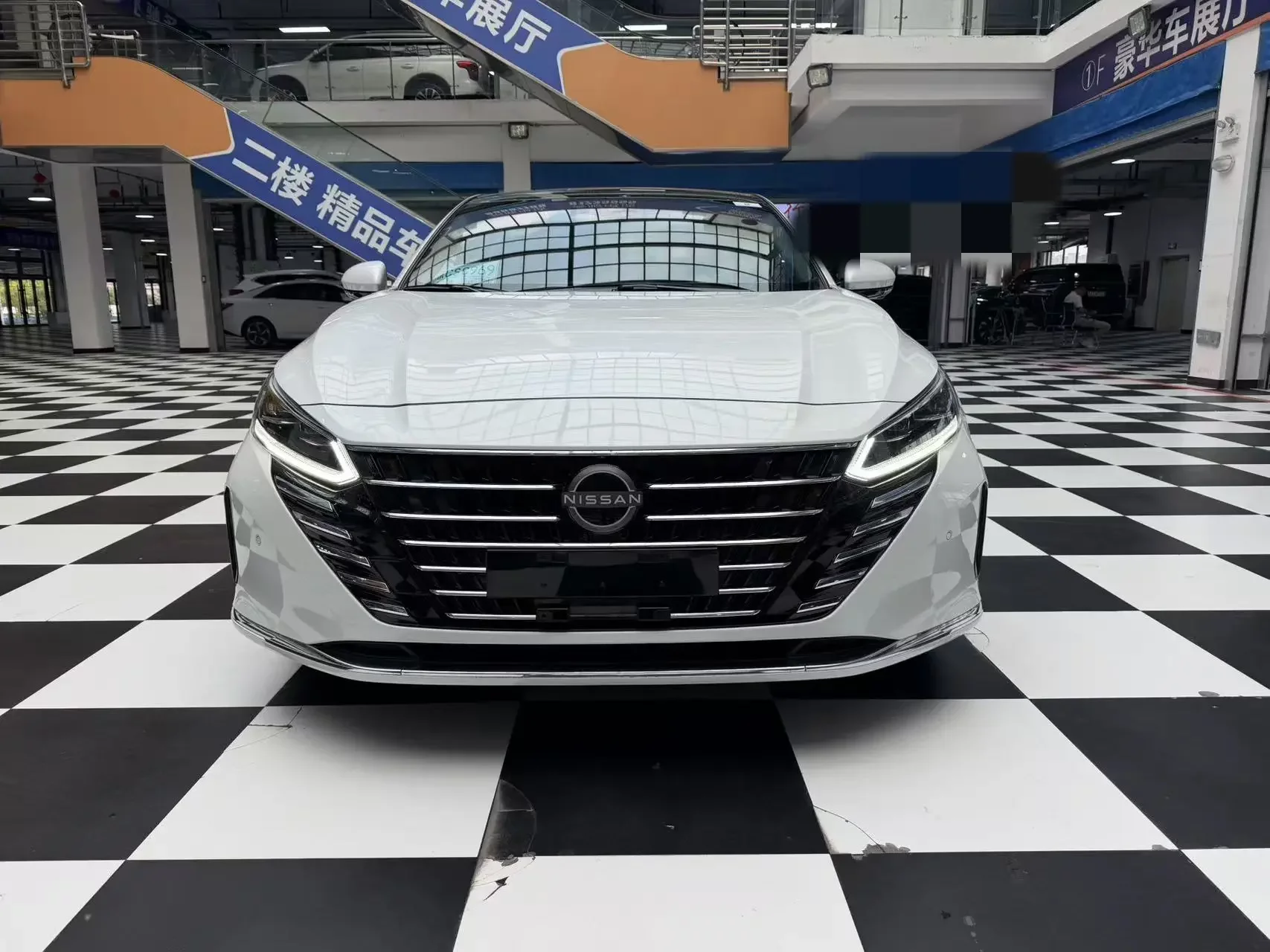 Nissan Altima