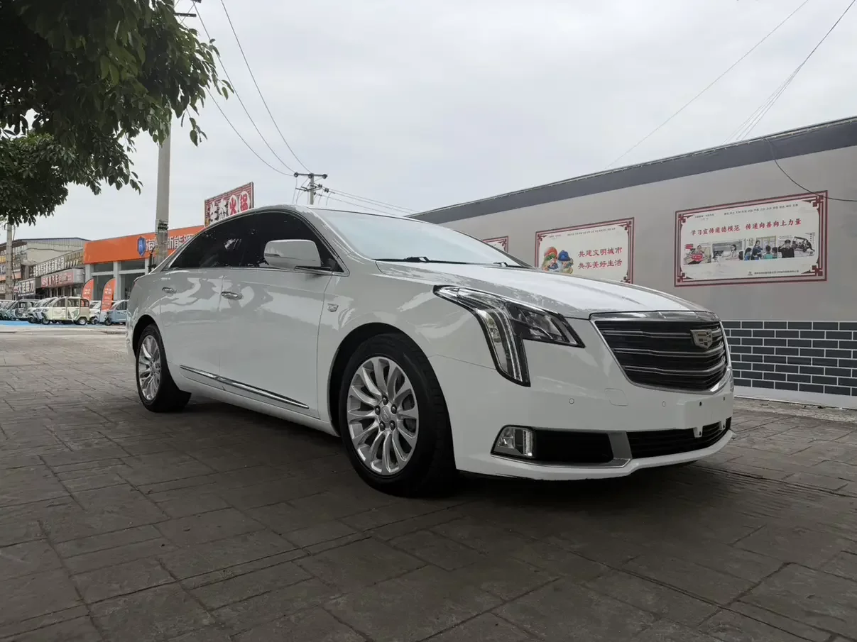 Cadillac XTS