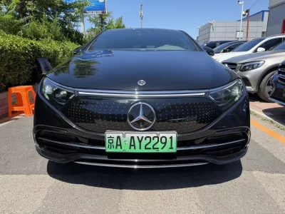 Mercedes-Benz EQS