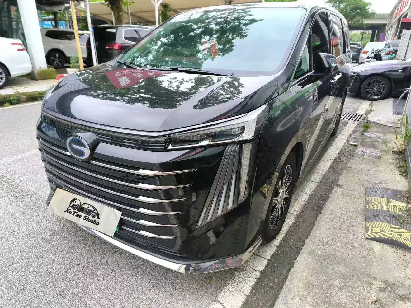 GAC Trumpchi E9 PHEV