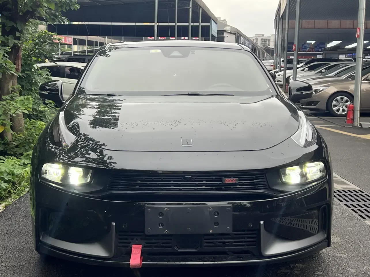 Lynk & Co 03