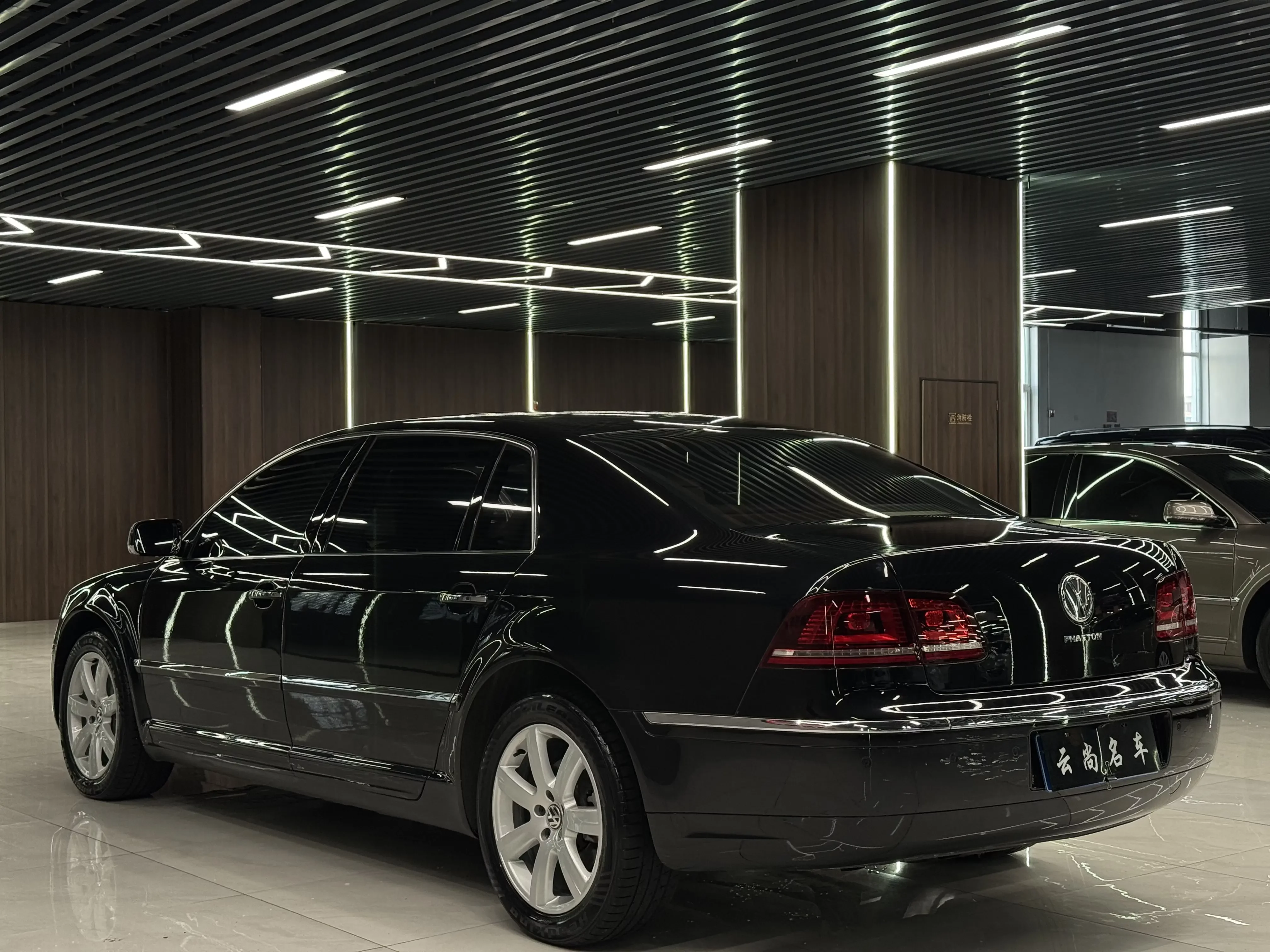 Volkswagen Phaeton / Phideon