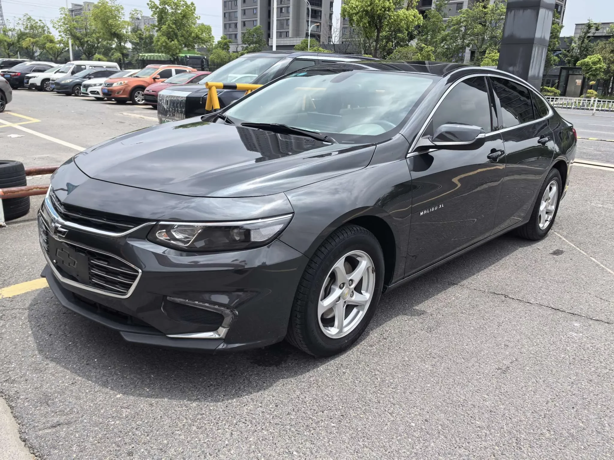Chevrolet Malibu XL