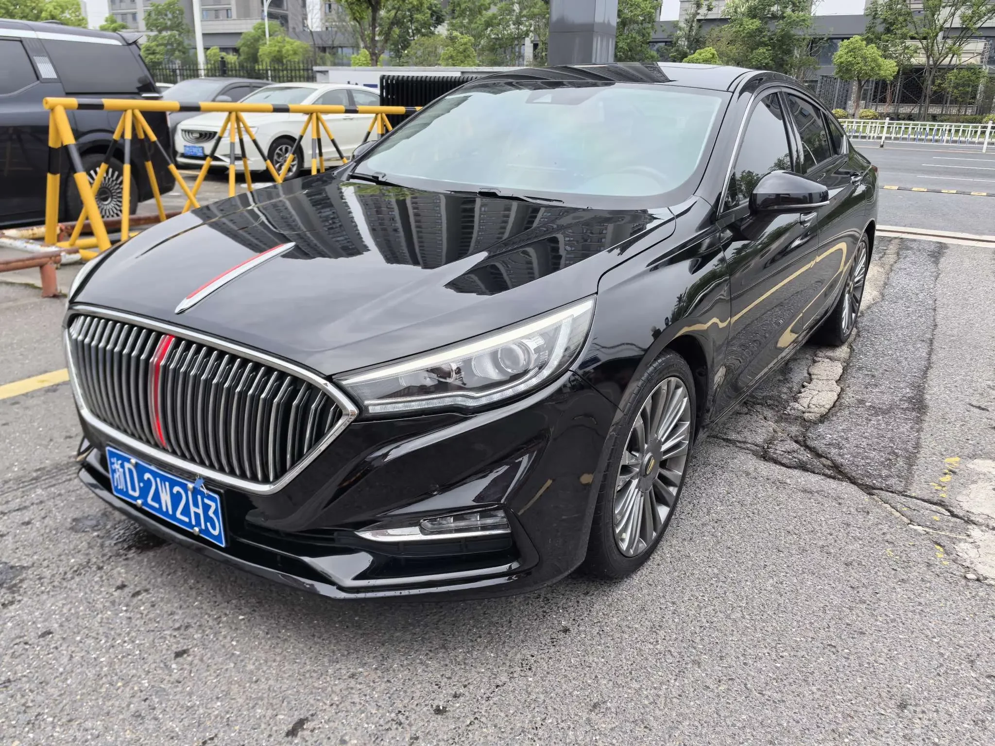 Hongqi H5 classic