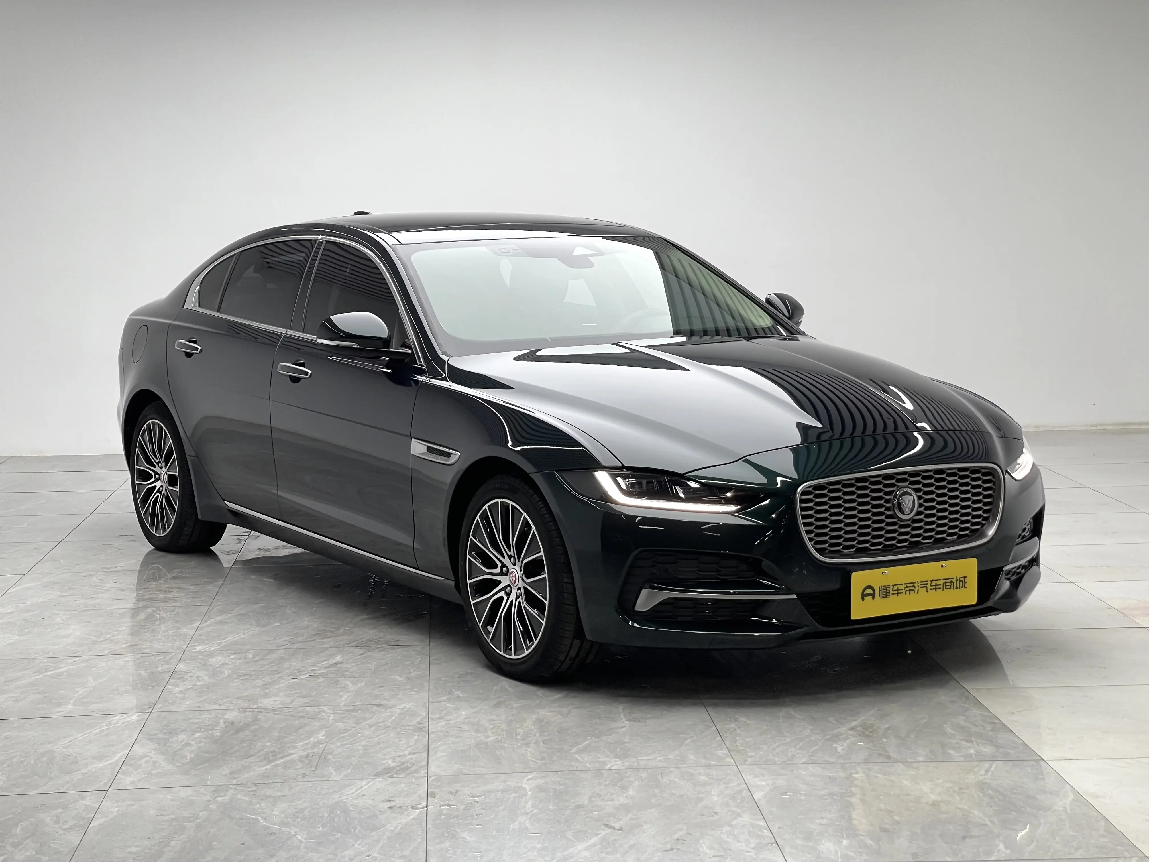 Jaguar XEL