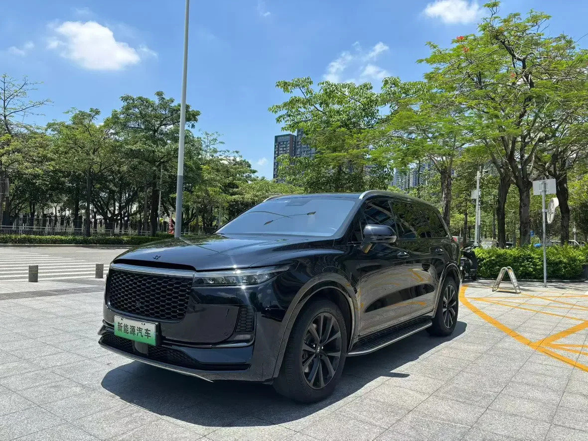 Li ONE (Ideal ONE)  из Китая