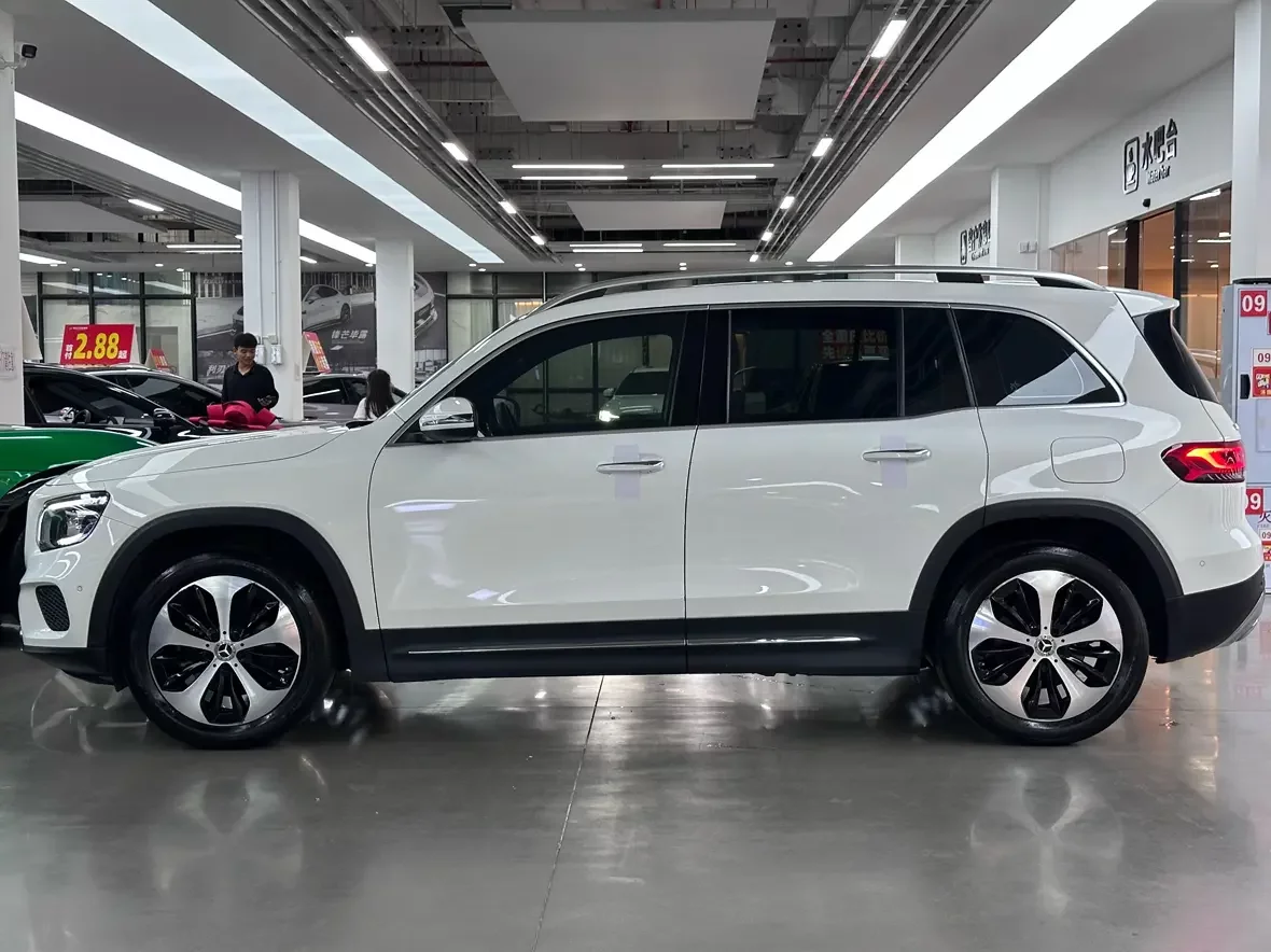 Mercedes-Benz GLB