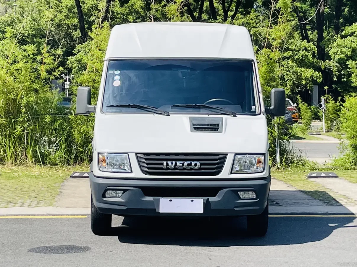 Iveco proud